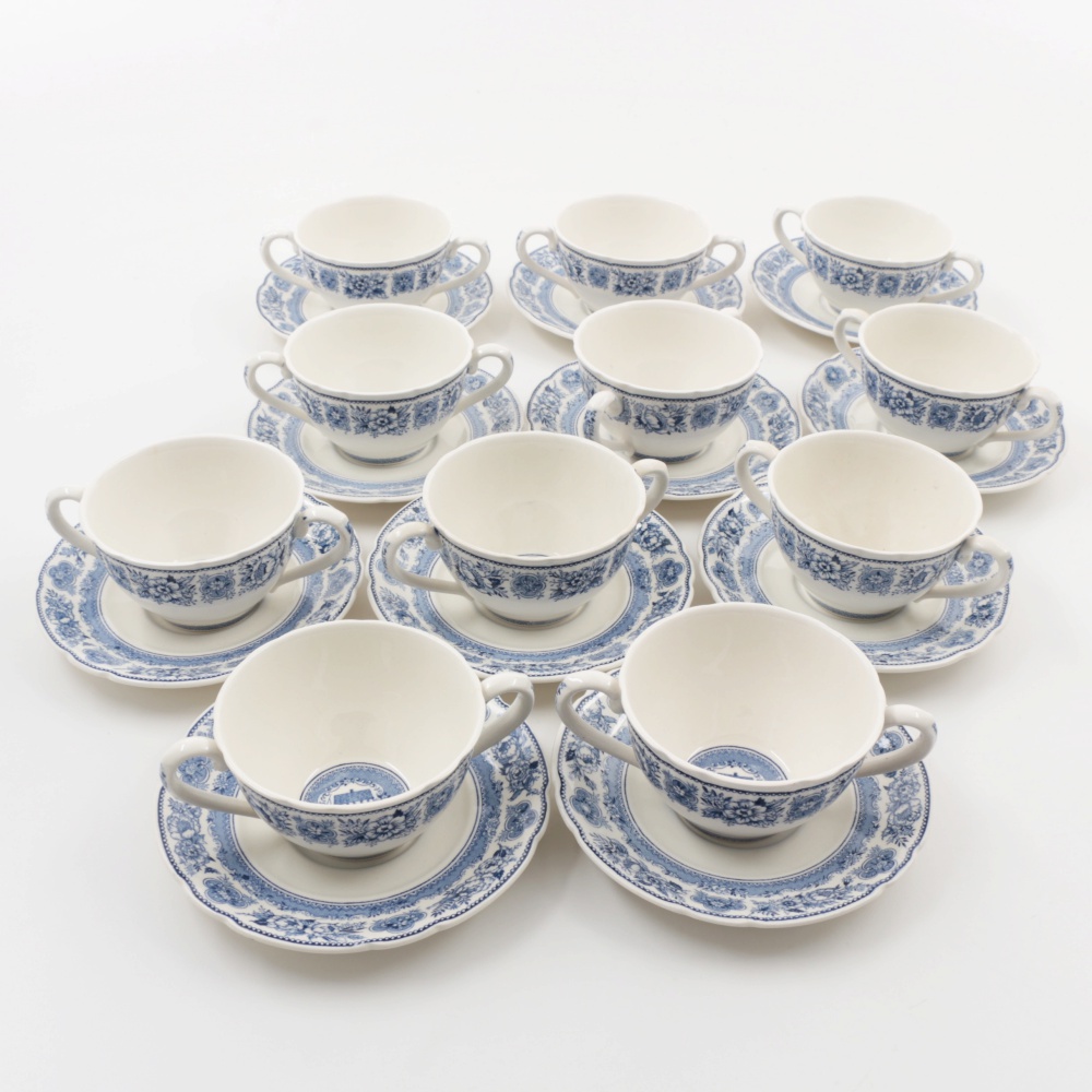 Collection of Vintage Pictorial Wedgwood "Yale" Tableware