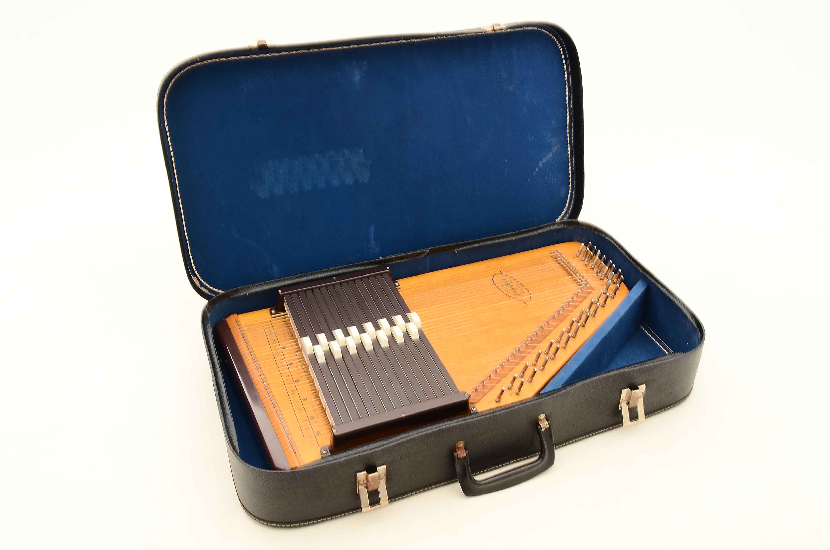 Silvertone Autoharp by Oscar Schmidt
