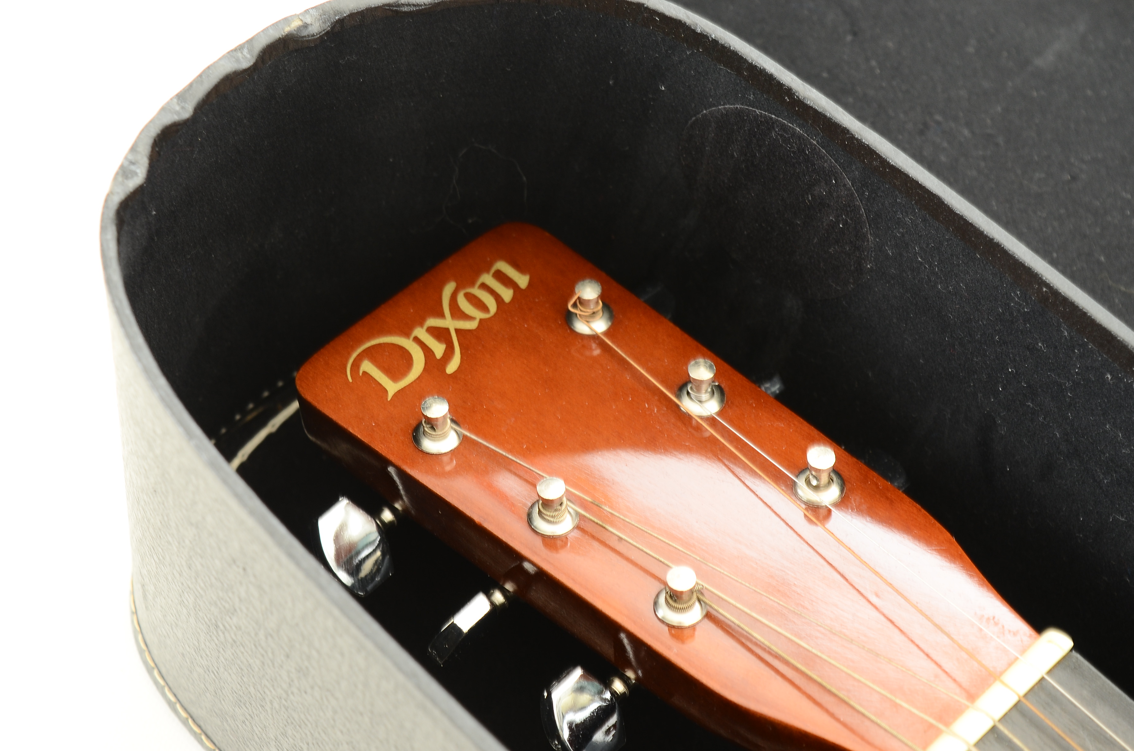 Dixon DG-5 Acoustic Guitar with Case