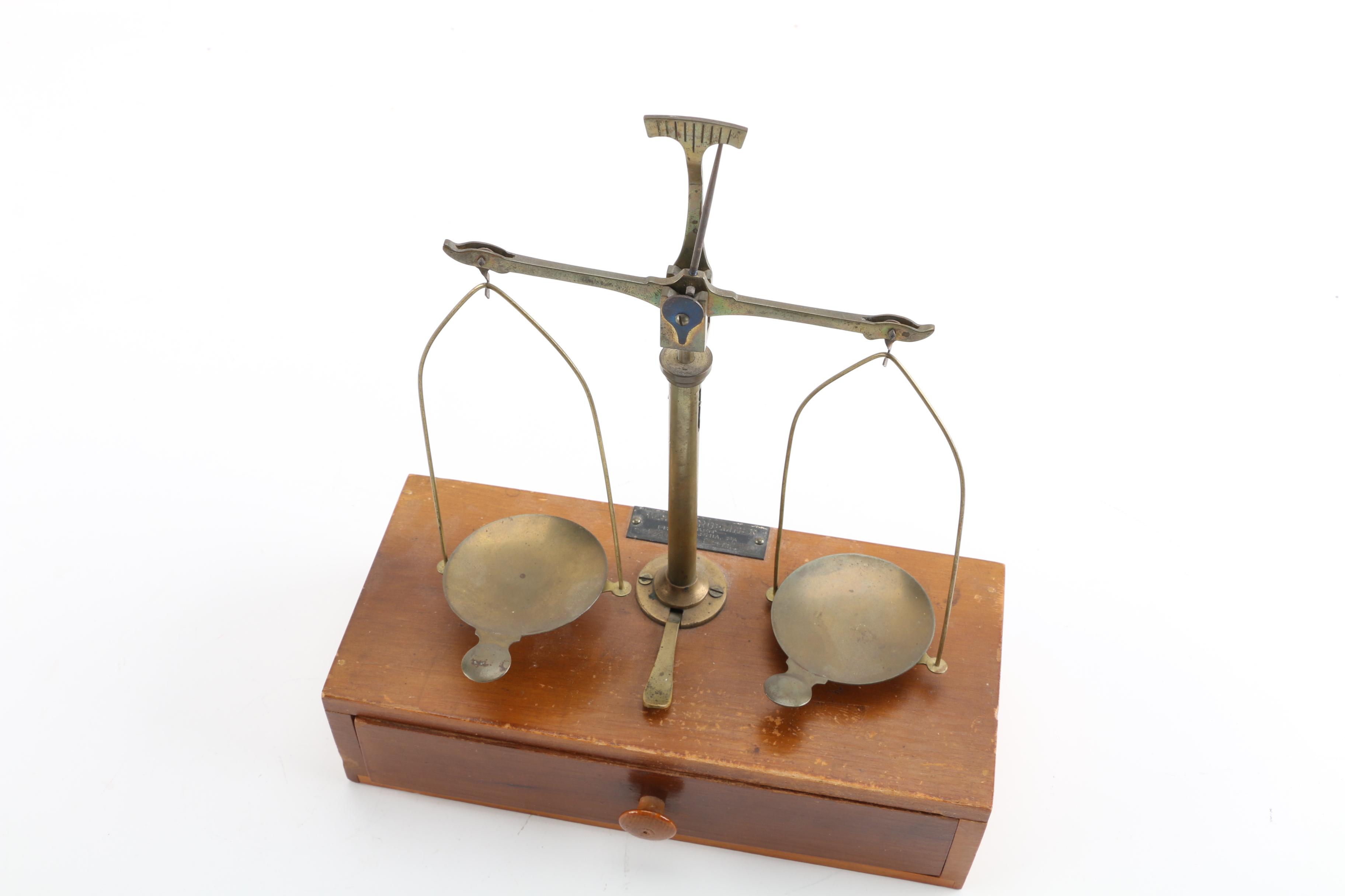 Vintage Henry Troemner Apothecary Scale