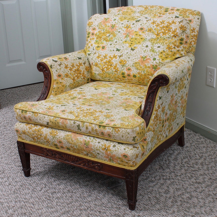 Vintage Hepplewhite Inspired Lounge Chair