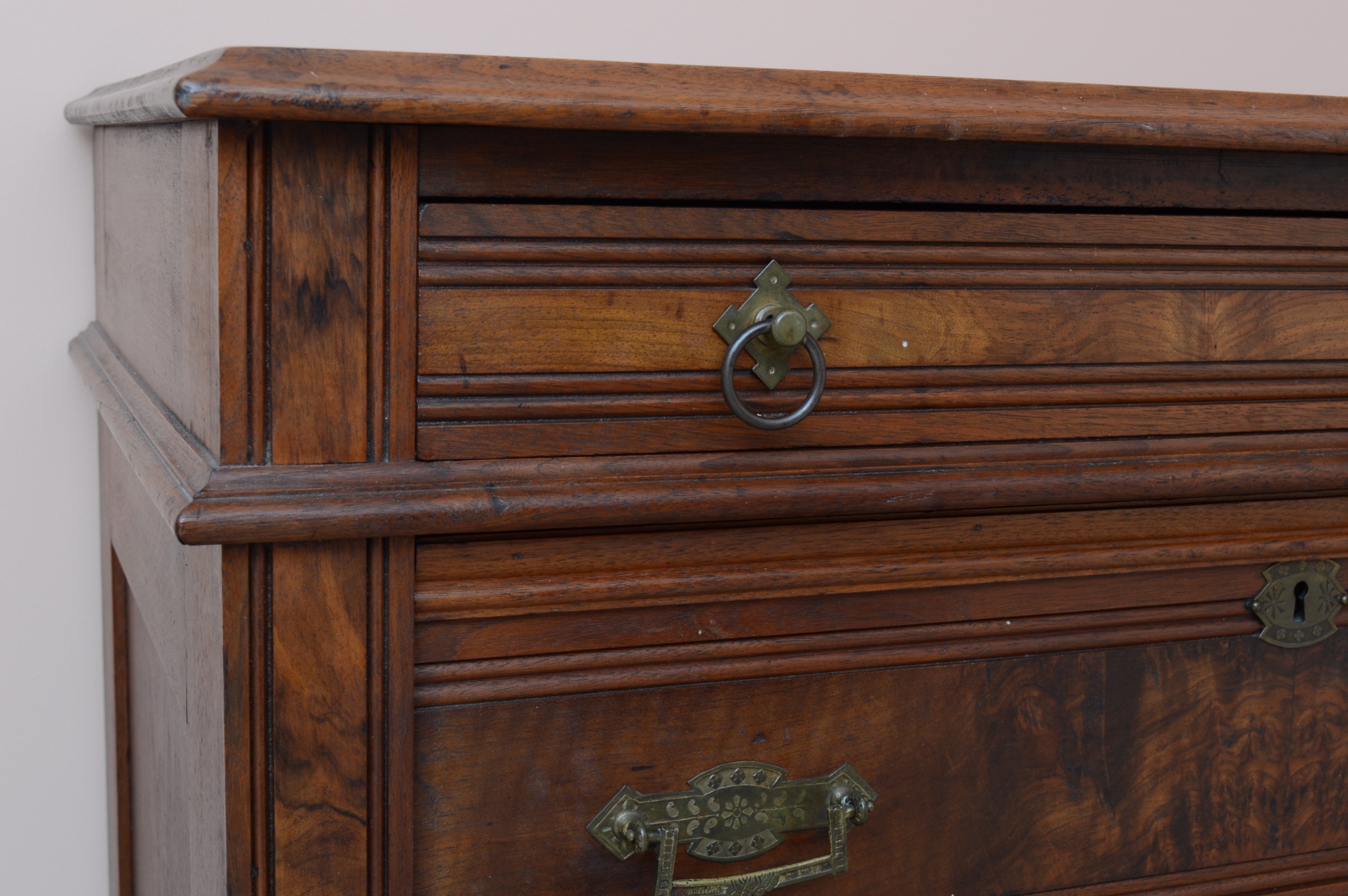 Antique Victorian Eastlake Style Gentleman's Chest