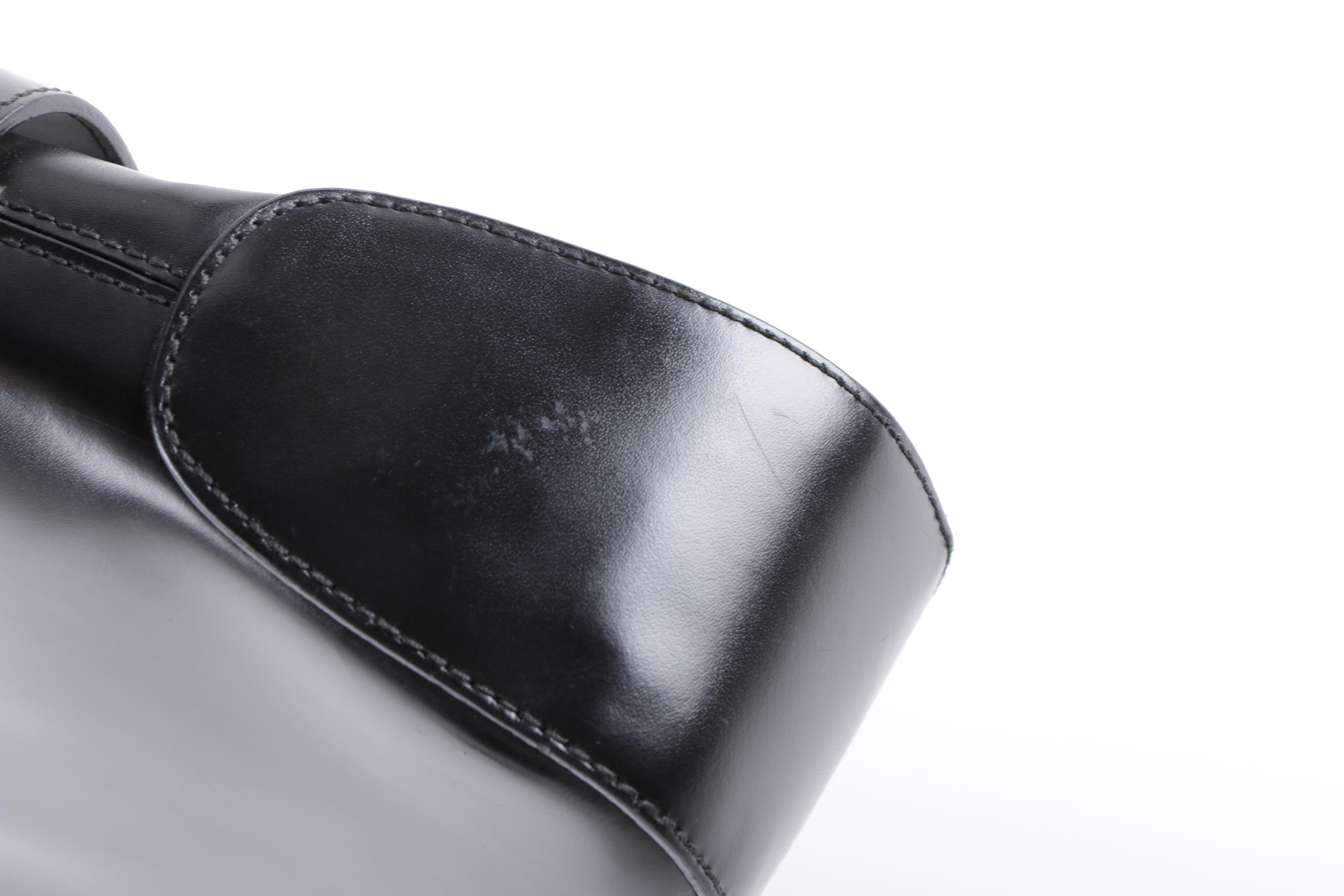 Circa 1980 Salvatore Ferragamo Black Leather Hobo Bag