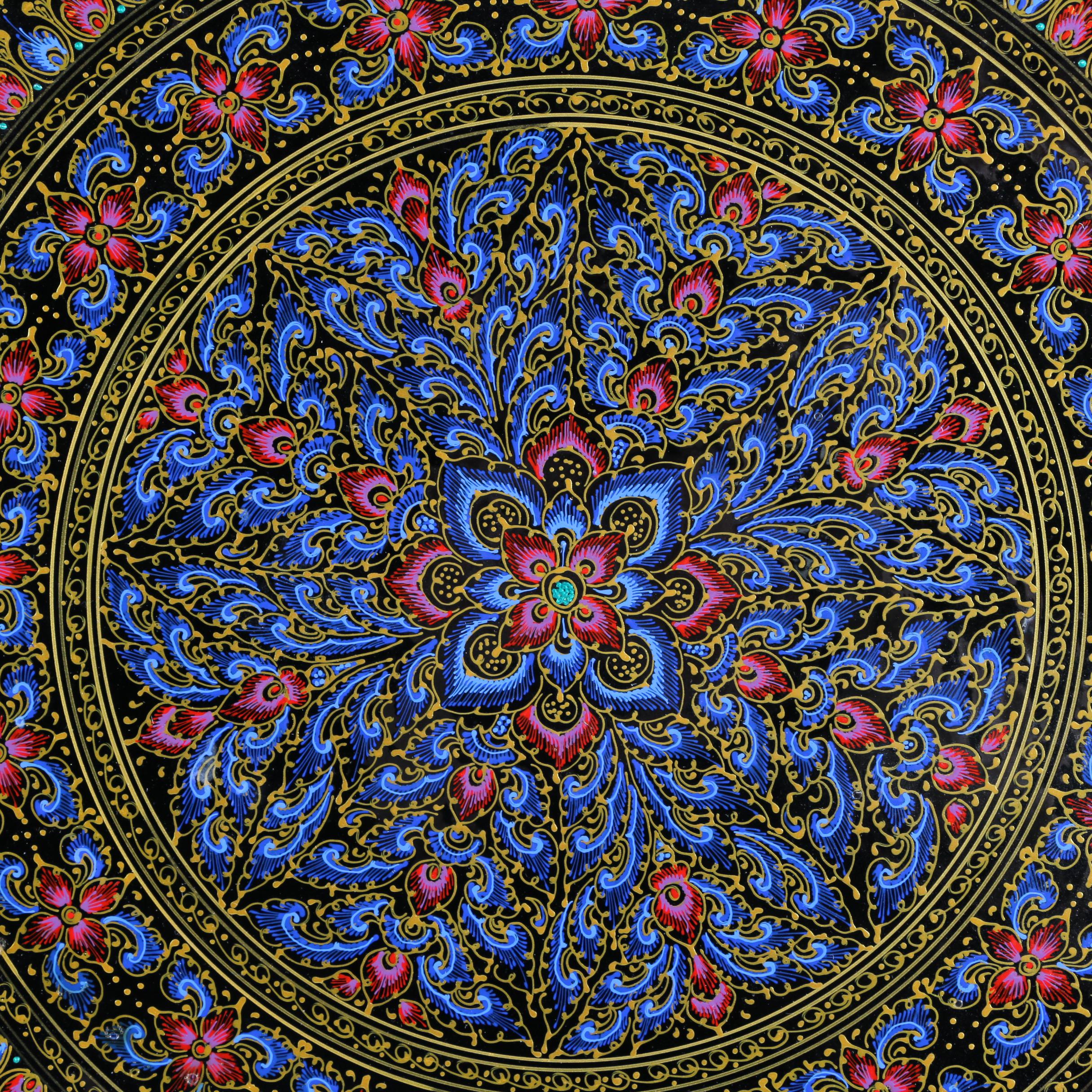 2012 Linda Tong Hand-Painted Laquerware Charger