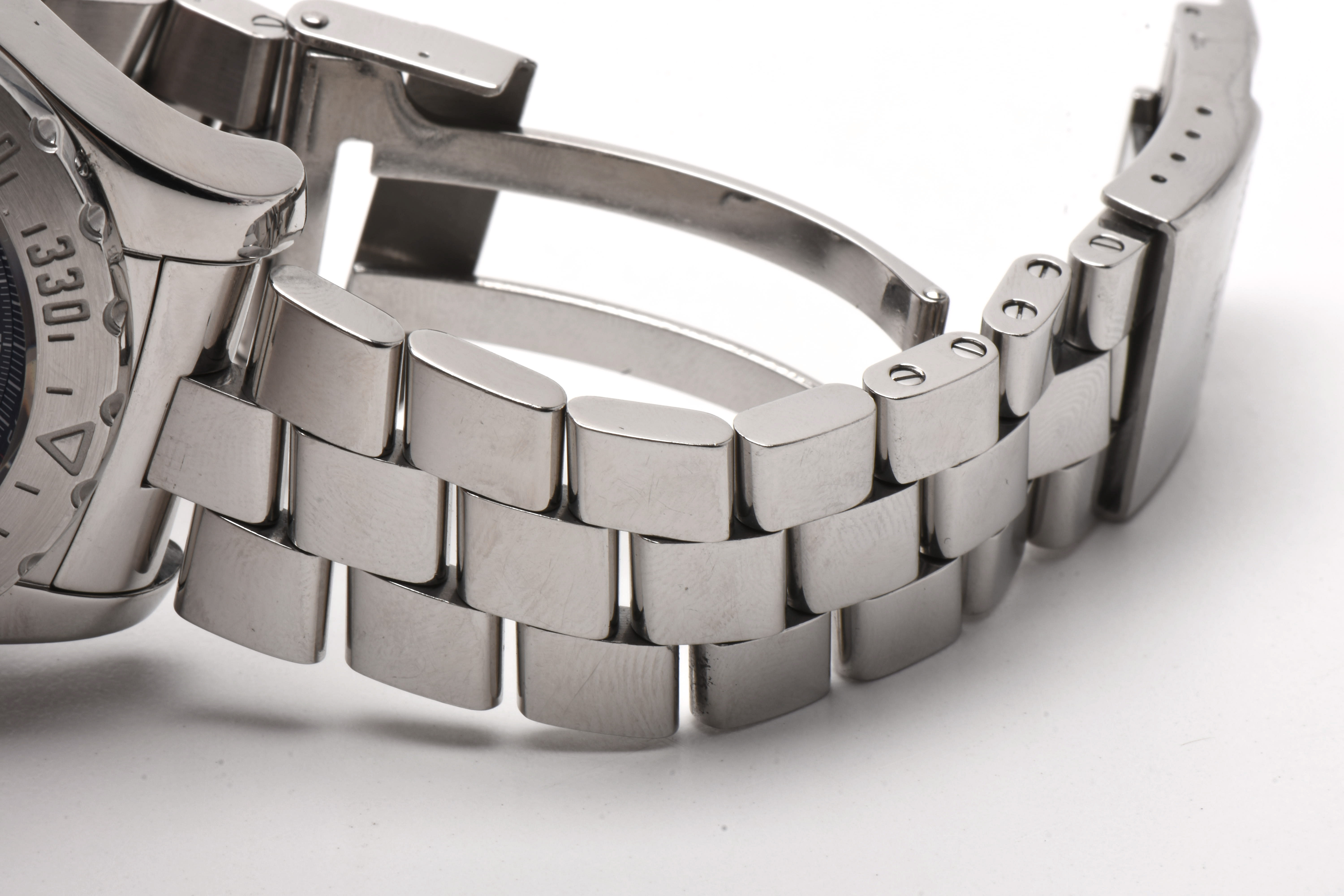 Breitling Airwolf Super Quartz Digital-Analog 44mm Stainless Steel Wristswatch