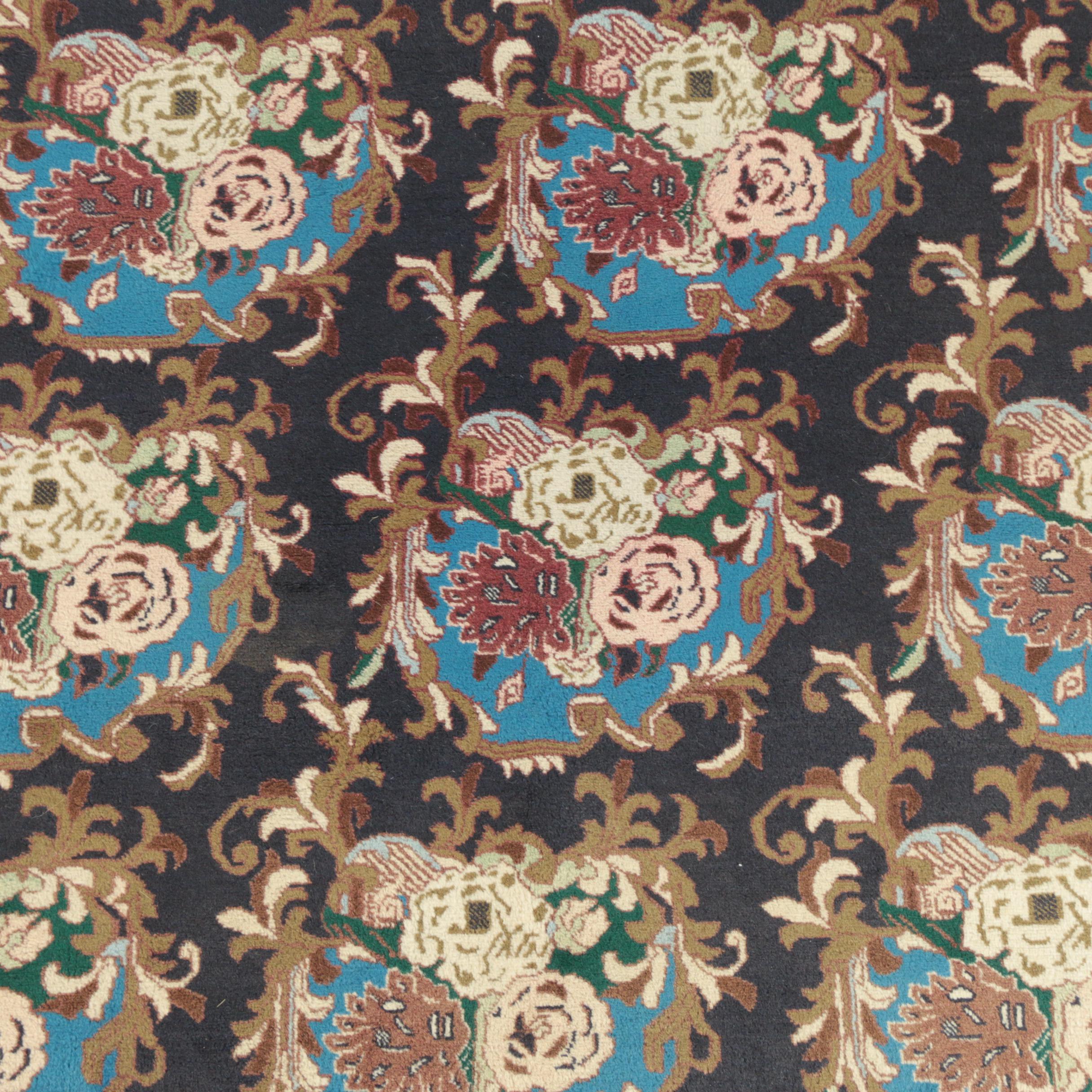 Hand-Knotted Persian Heriz "Rose" Wool Area Rug