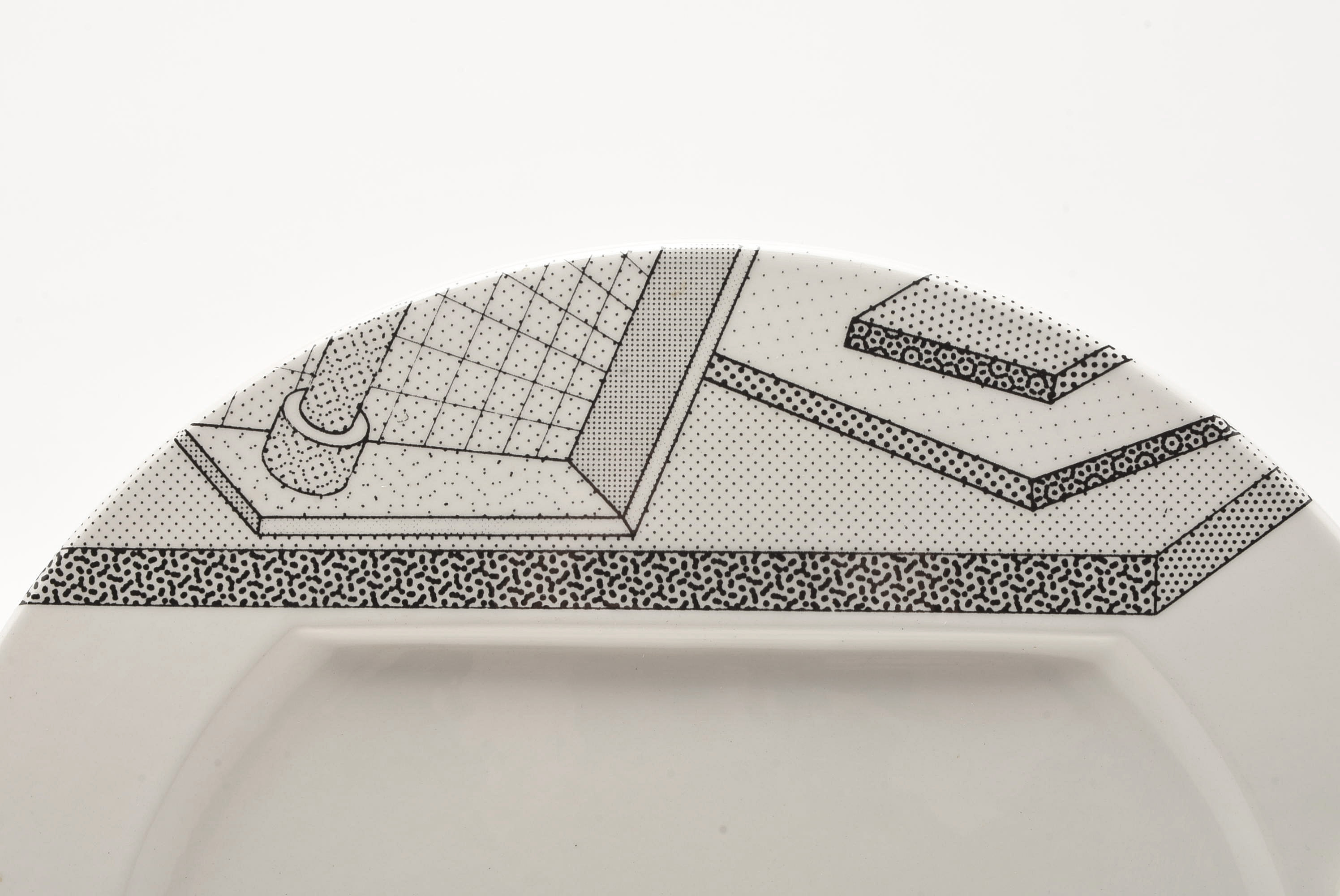 Eight Ettore Sottsass "Lettuce" Dinner Plates