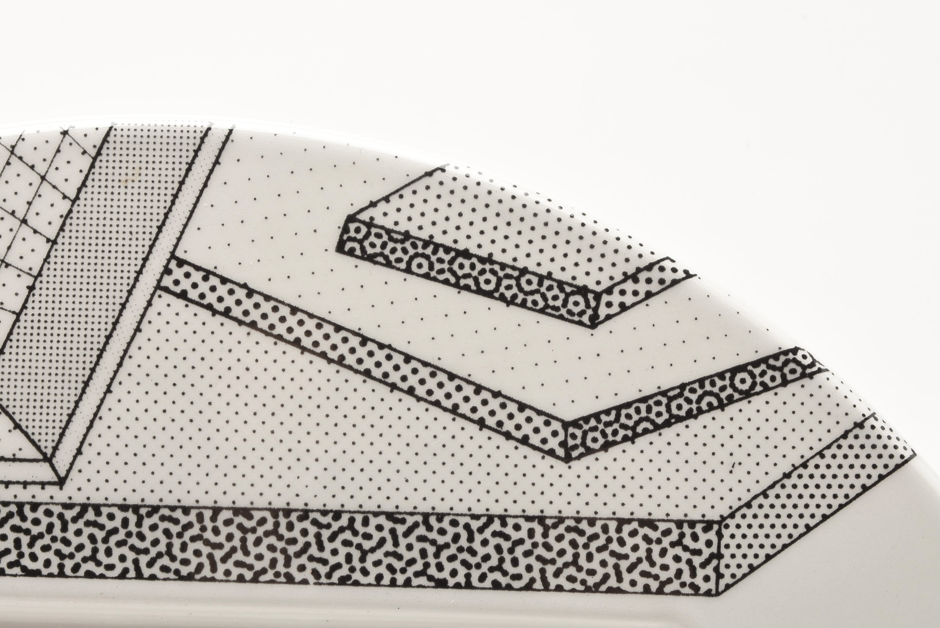 Eight Ettore Sottsass "Lettuce" Dinner Plates