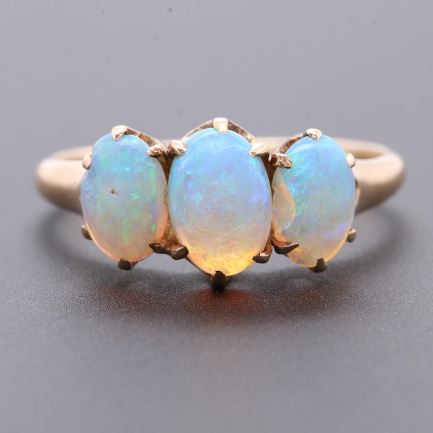 Victorian 10K Yellow Gold Opal Ring