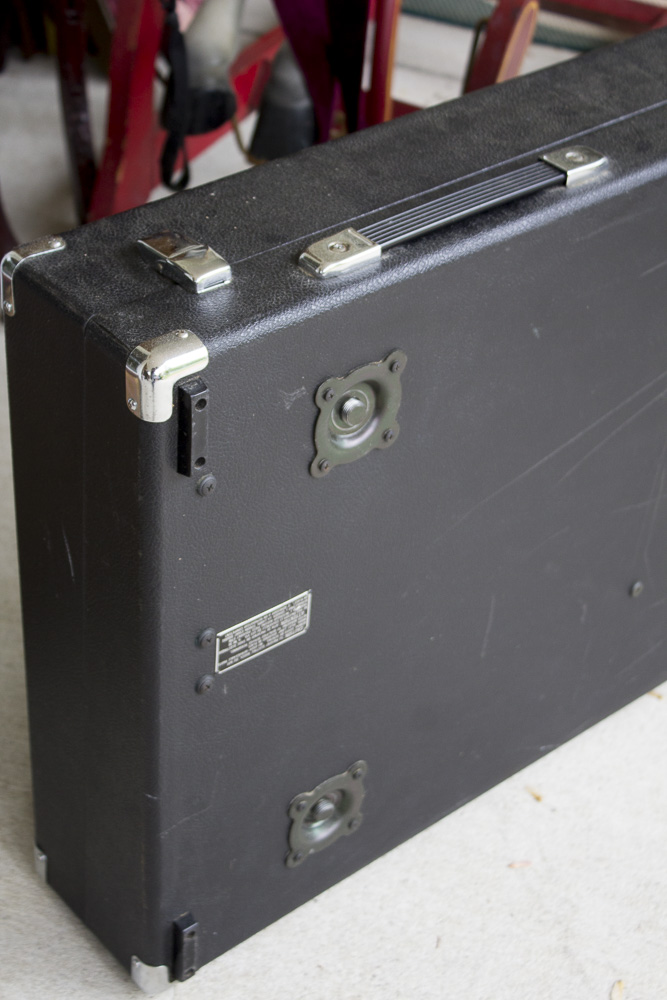 Yamaha CP-20 Electronic Keyboard with Carrying Case