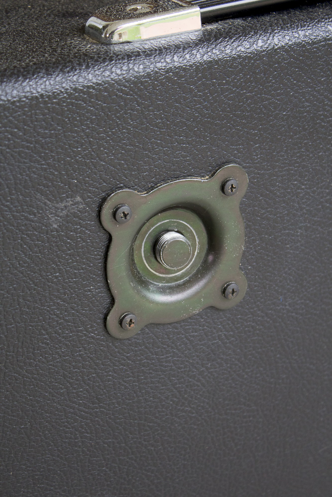 Yamaha CP-20 Electronic Keyboard with Carrying Case