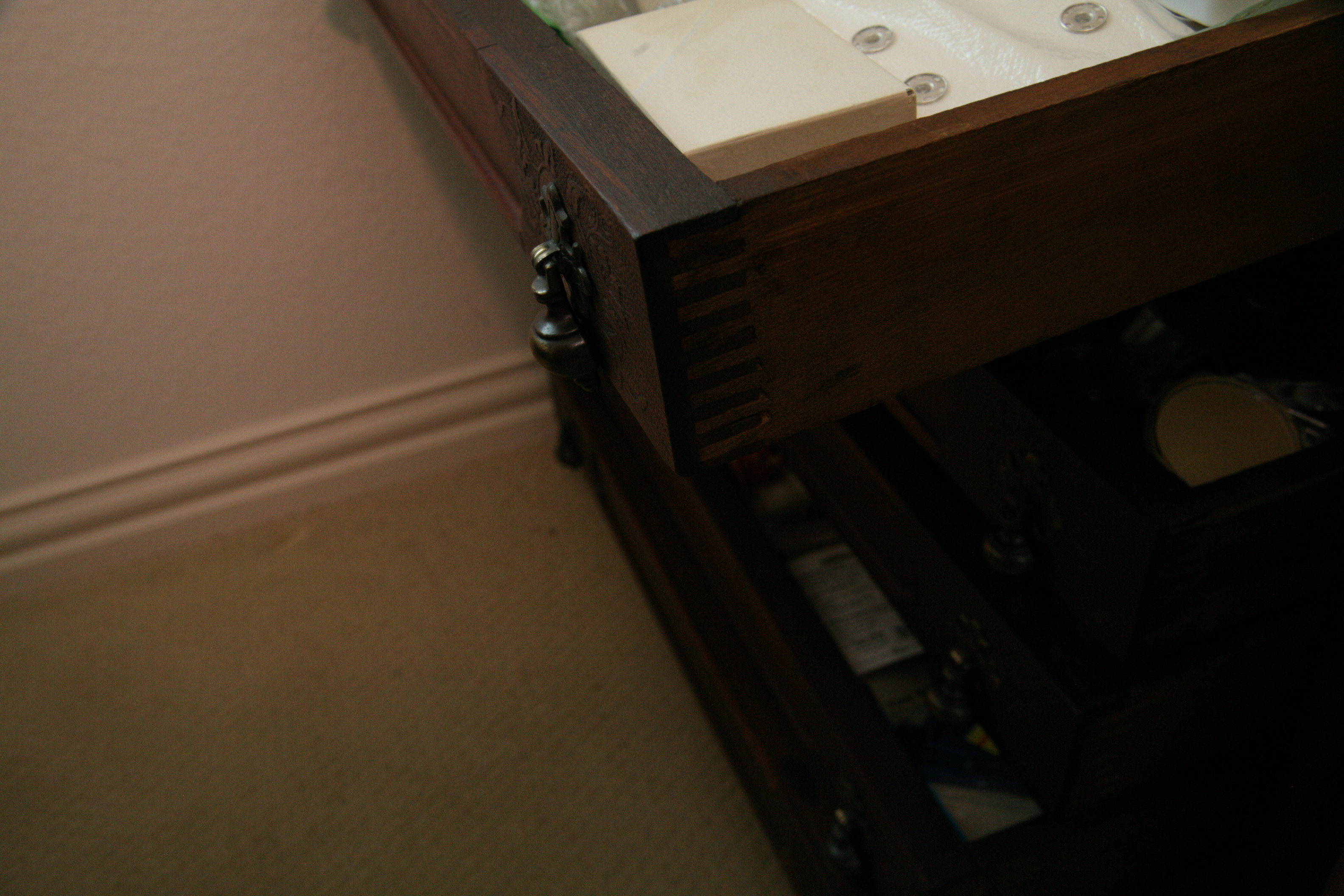 Antique Victorian Walnut Chest of Drawers