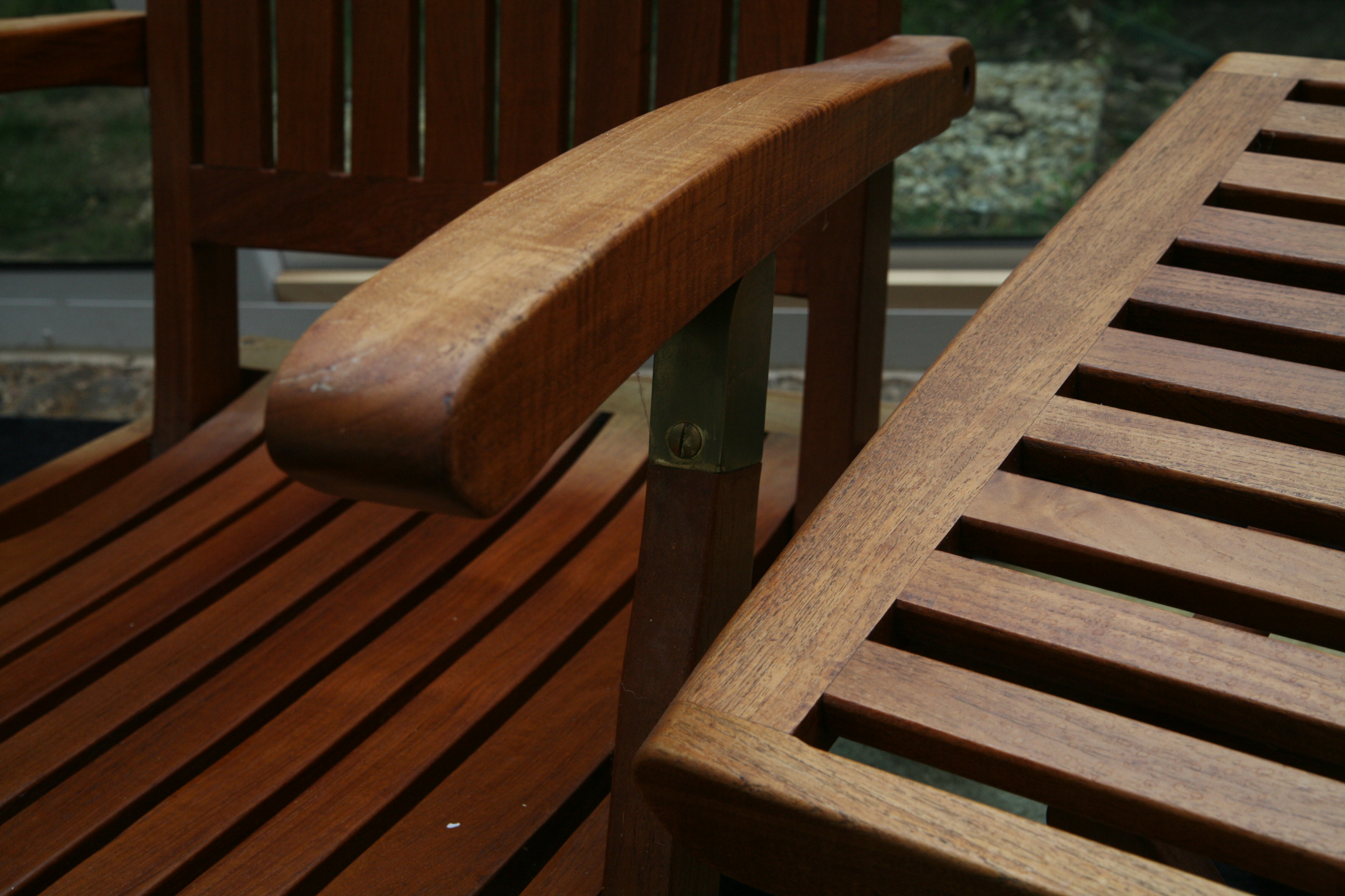 Royal Teak Patio Lounge Chair and Side Table