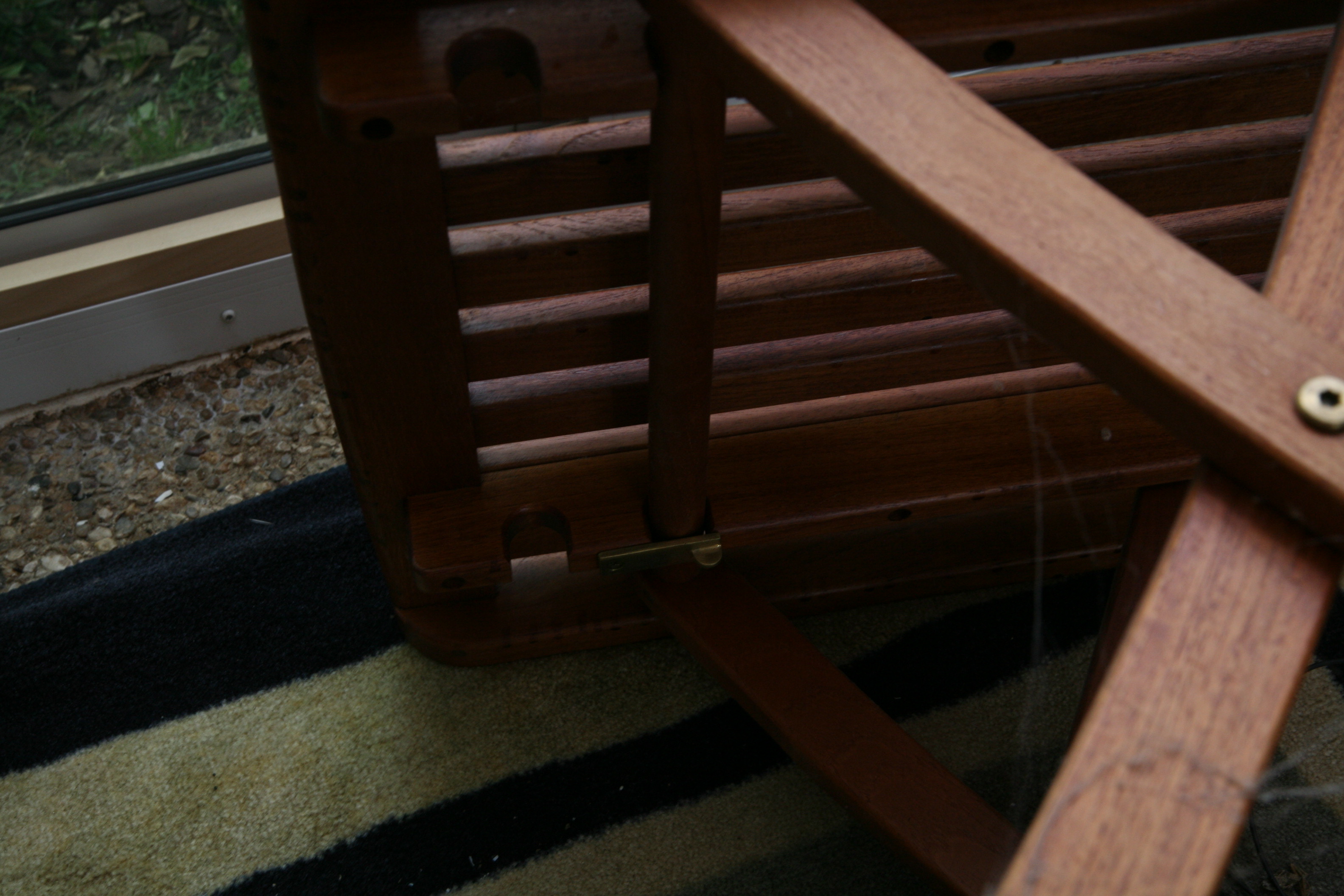 Royal Teak Patio Lounge Chair and Side Table