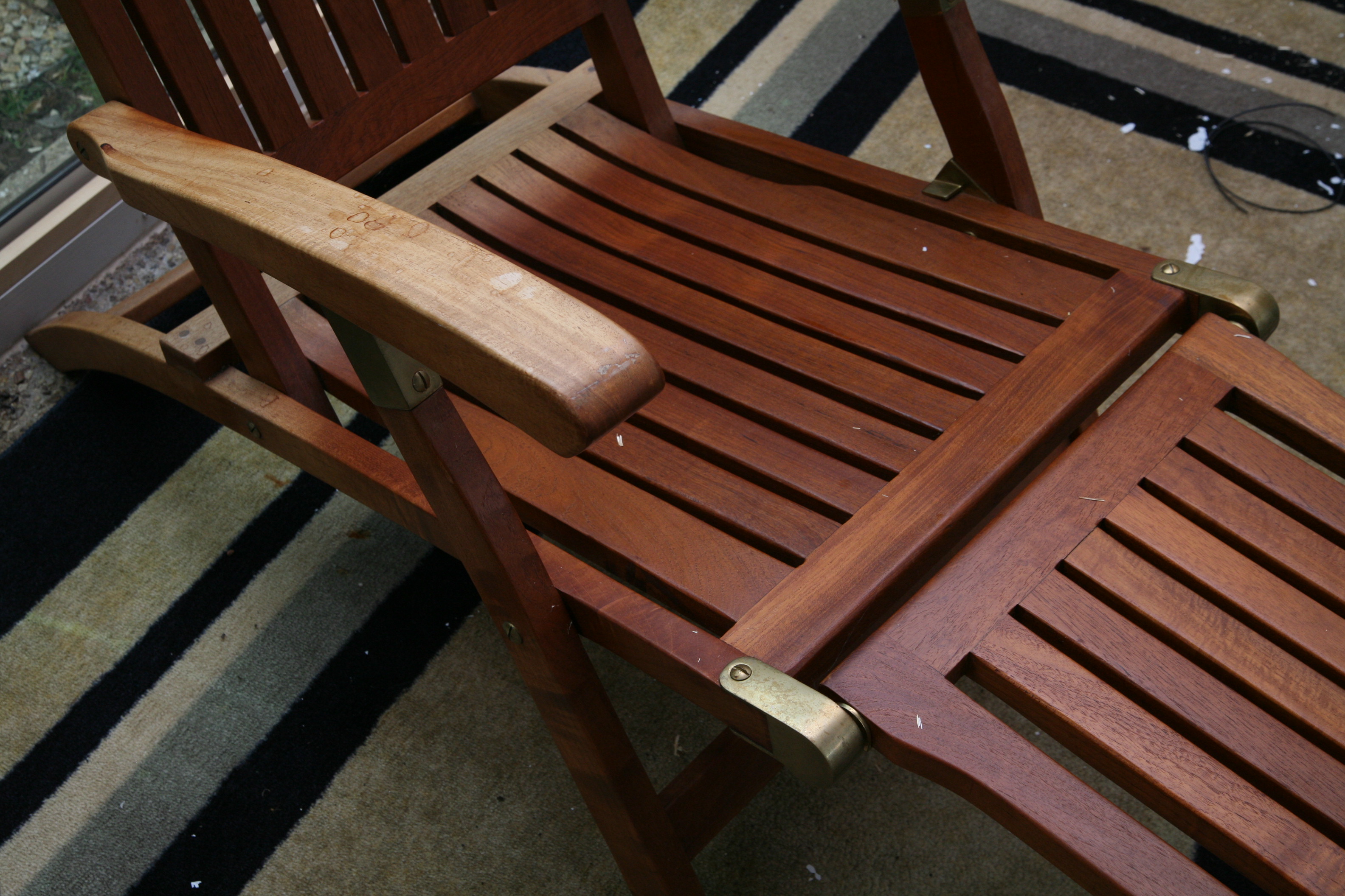 Royal Teak Patio Lounge Chair and Side Table