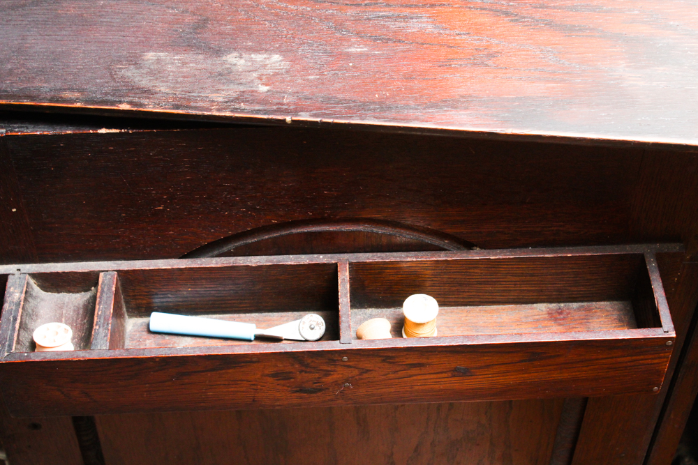 Antique Minnesota Model B Treadle Sewing Machine