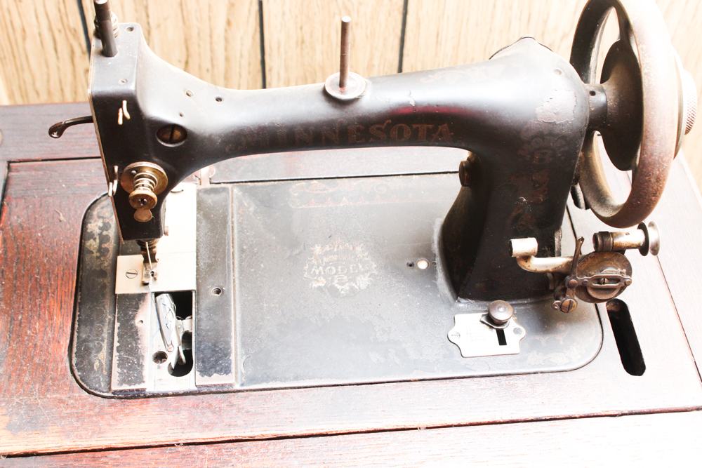 Antique Minnesota Model B Treadle Sewing Machine