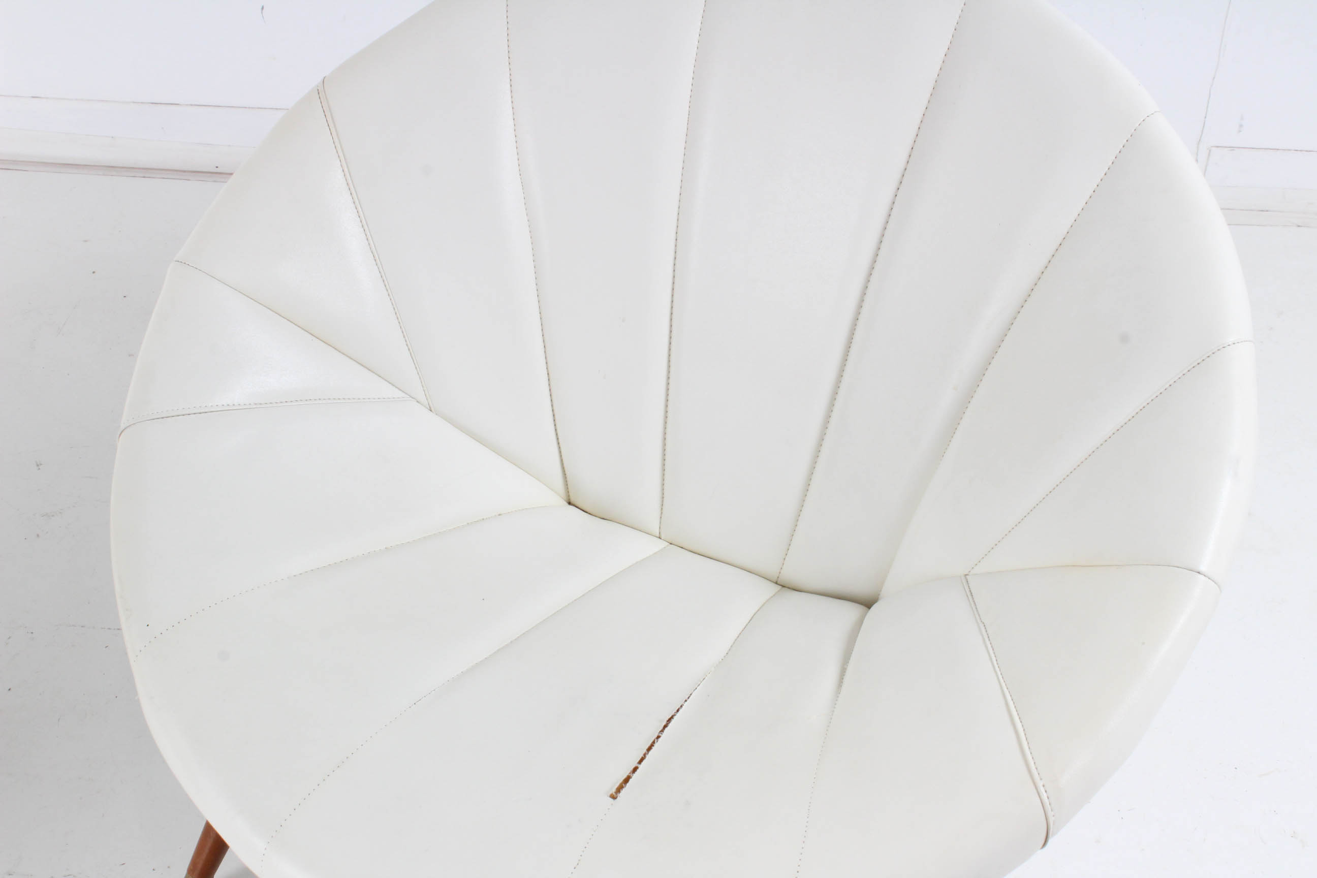 Mid Century Modern Douglas Eaton Style Saucer Chairs