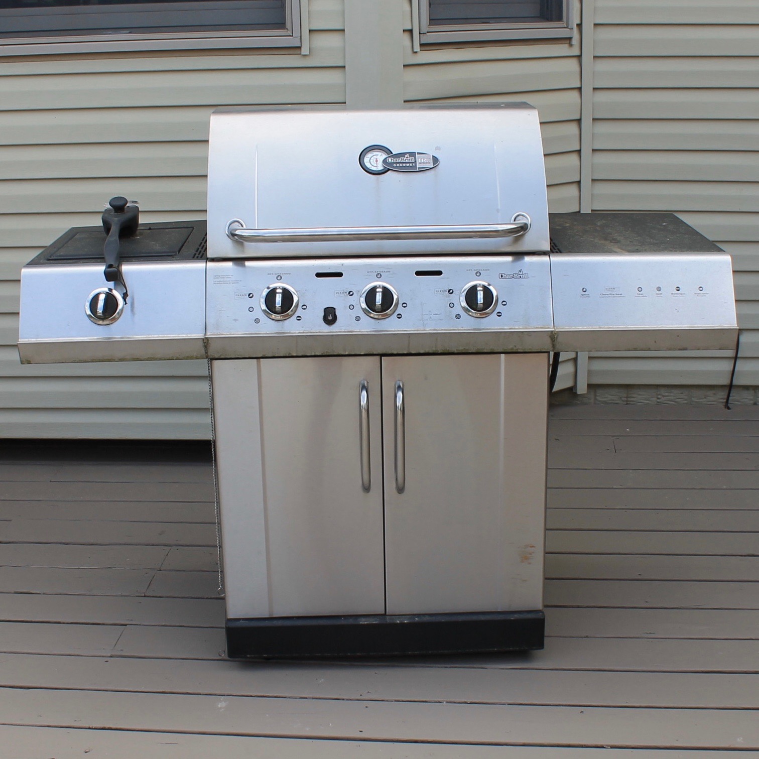 Char Broil Gourmet Gas Grill EBTH