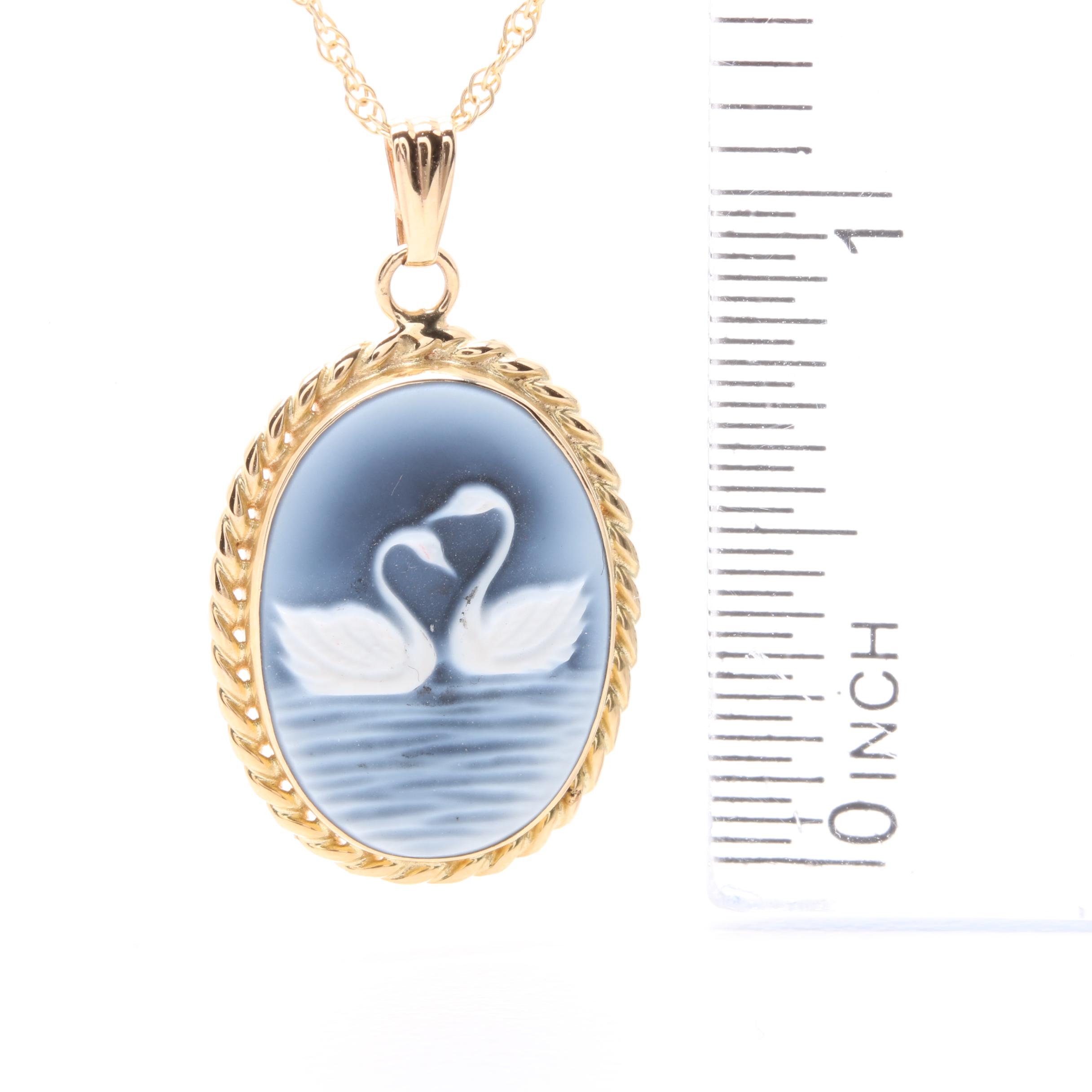 14K Yellow Gold Onyx Cameo Pendant Necklace