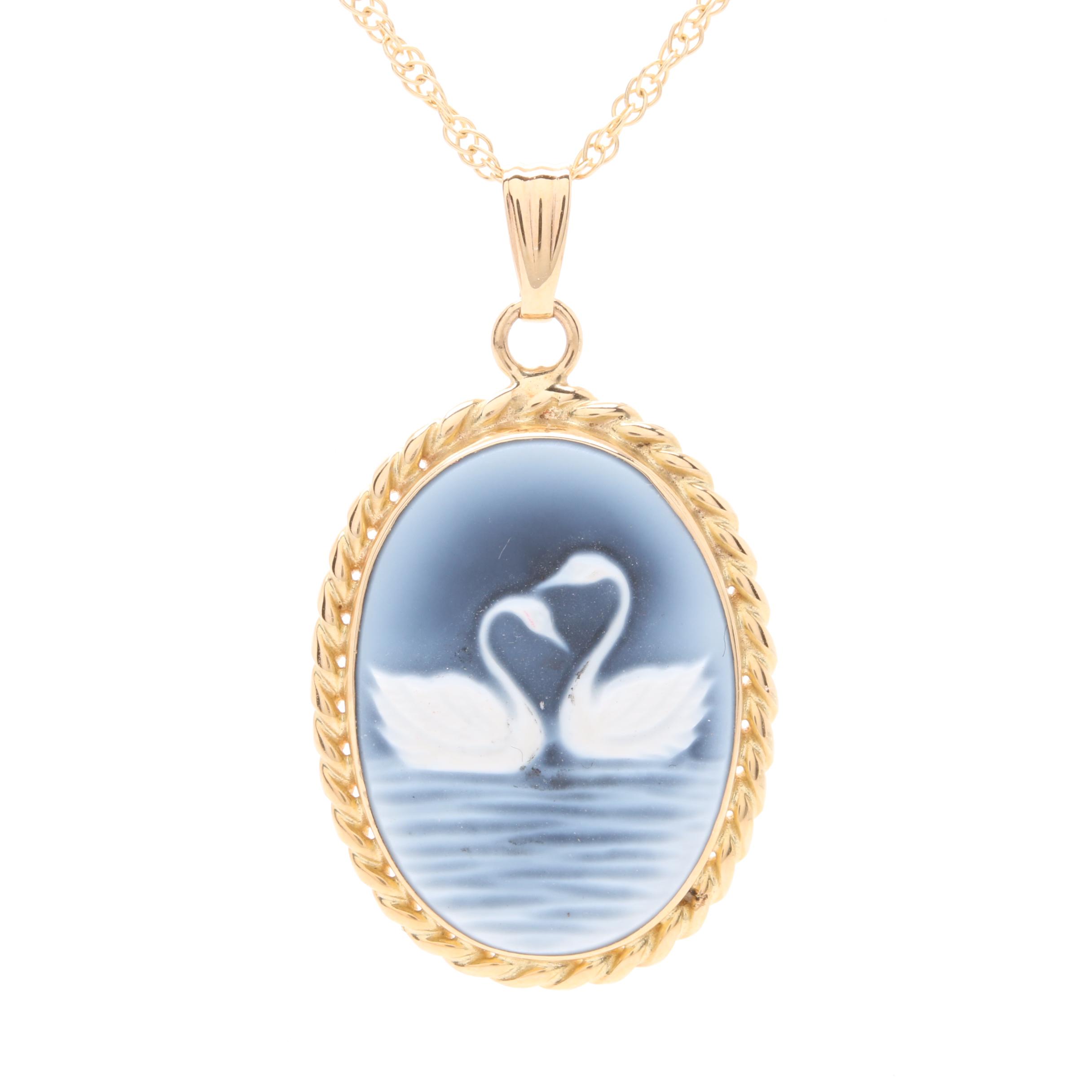 14K Yellow Gold Onyx Cameo Pendant Necklace