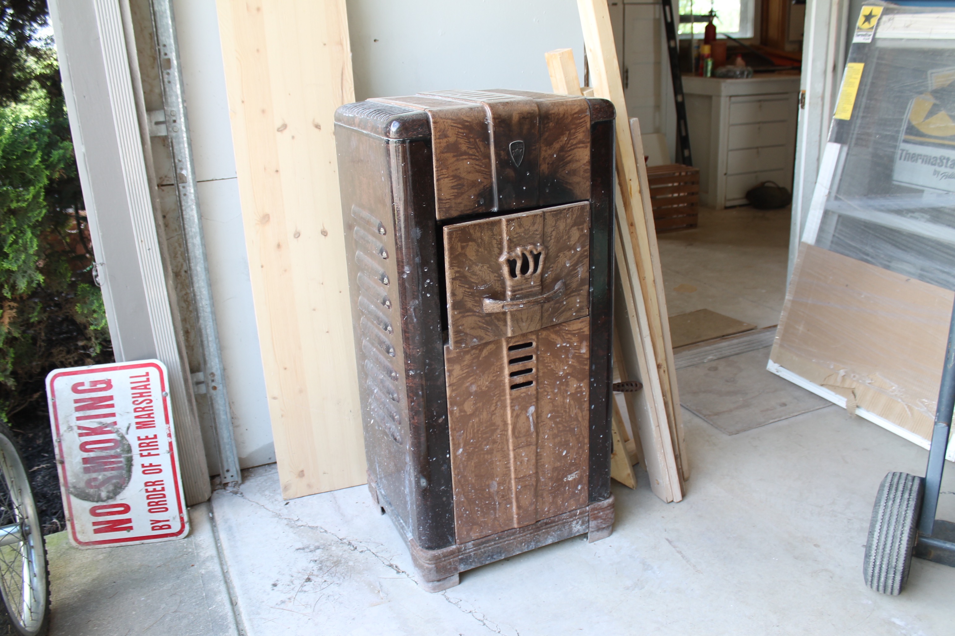 Dortch Stove Works "Fireside" Wood Burning Stove with Chimney