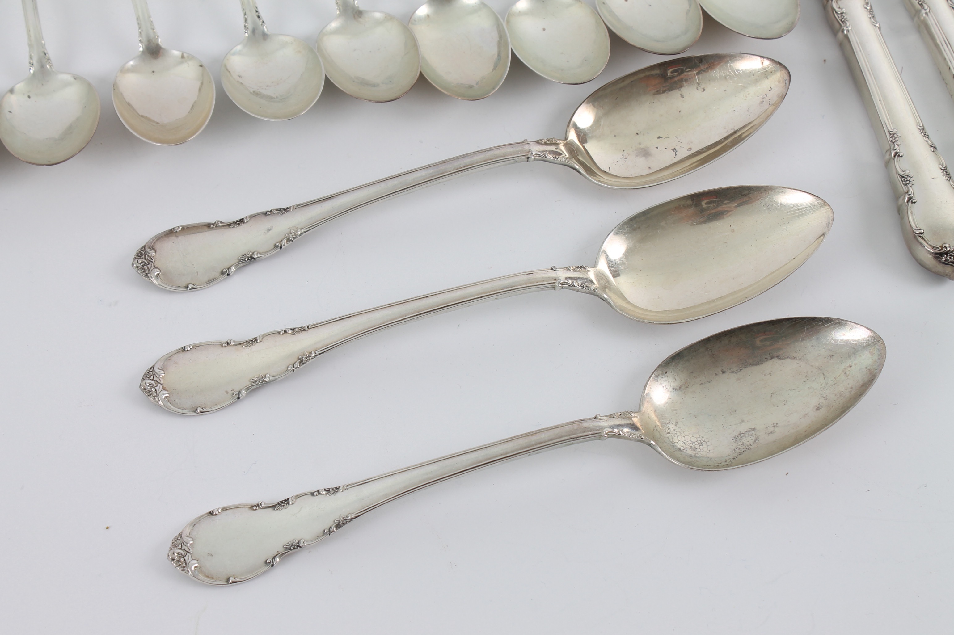 Vintage Lunt Sterling Silver "Modern Victorian" Flatware Set