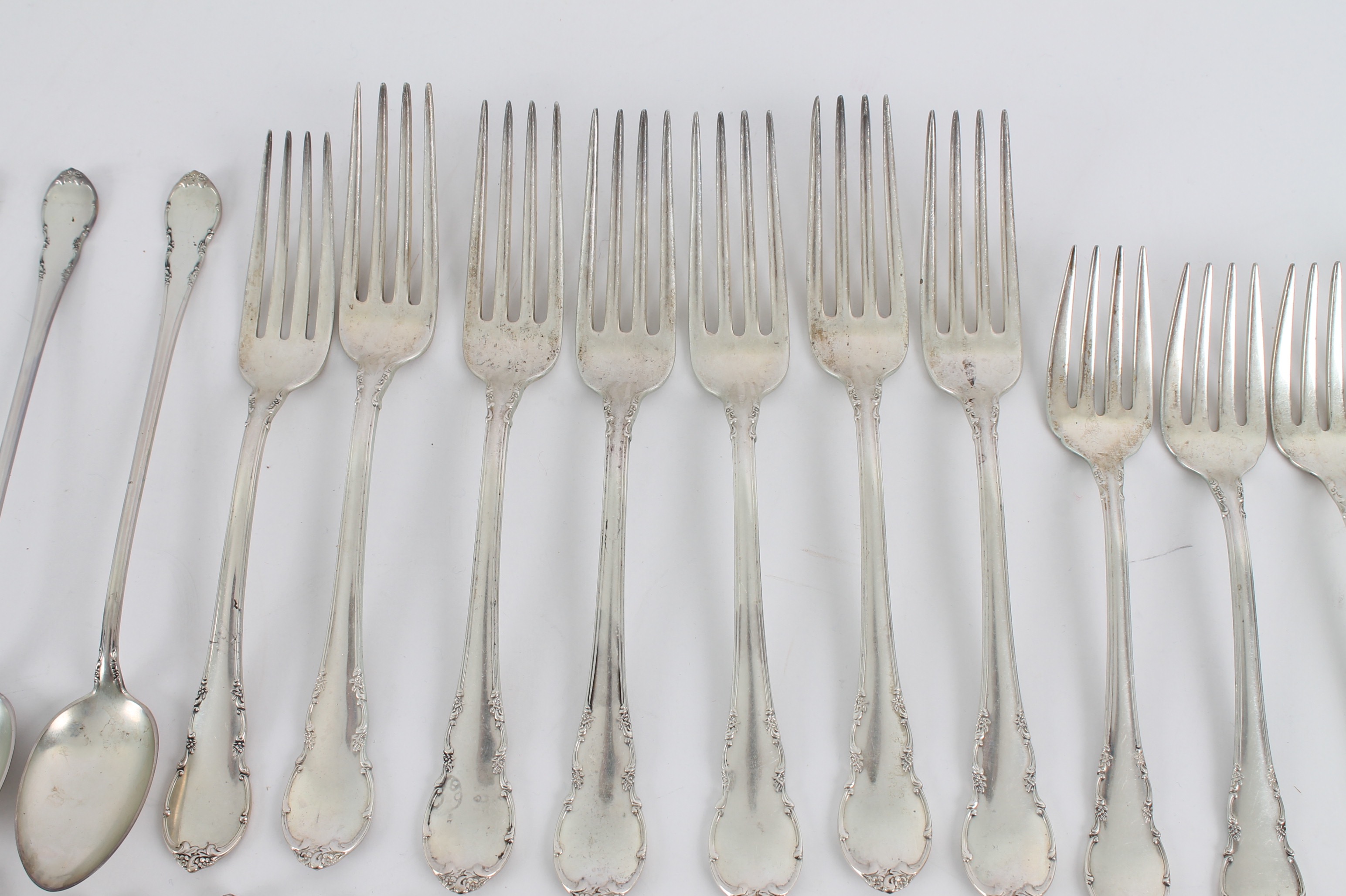 Vintage Lunt Sterling Silver "Modern Victorian" Flatware Set