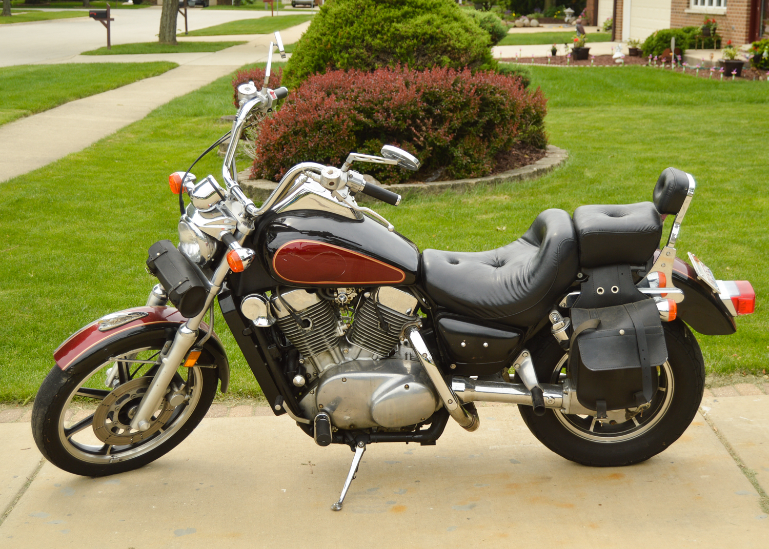 1998 Kawasaki Vulcan 1500 Motorcycle