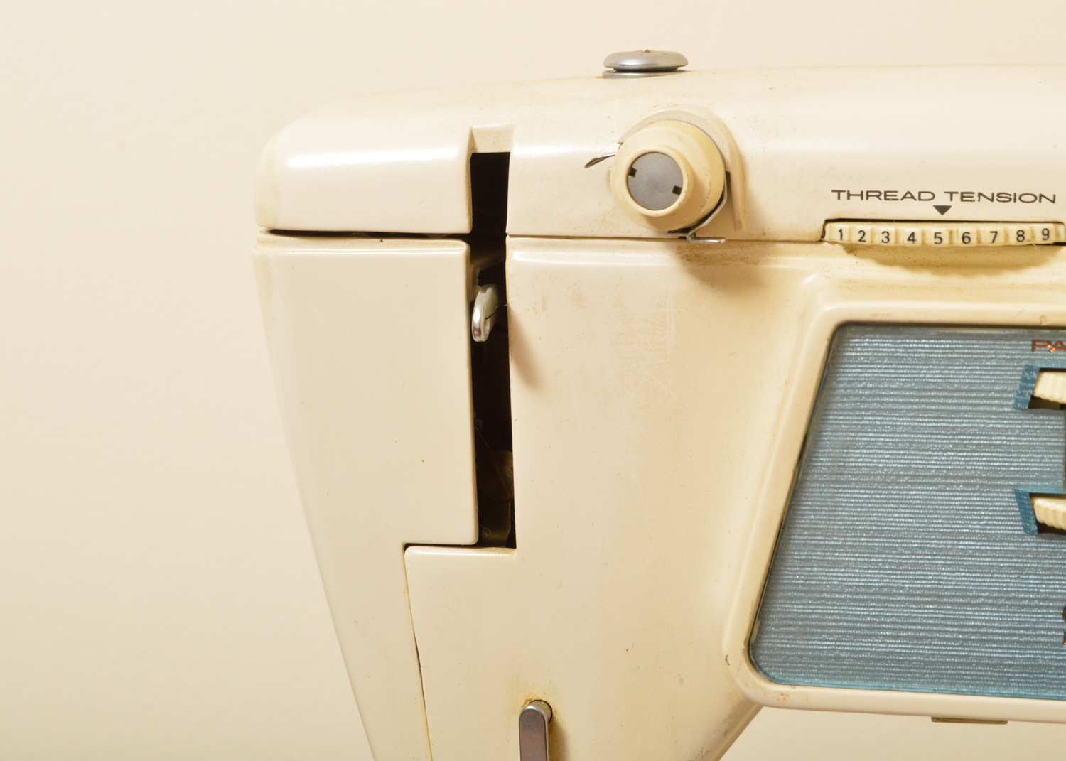 Singer Sewing Cabinet with Built in Sewing Machine
