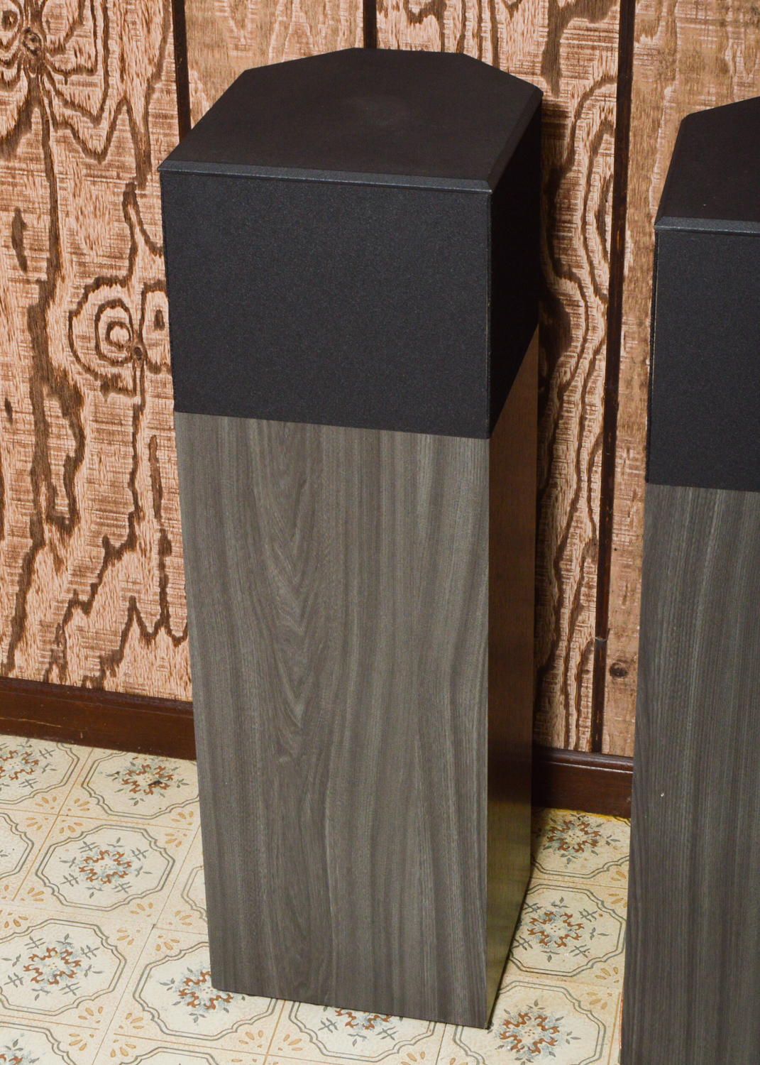 Bose 701 Tower Speakers