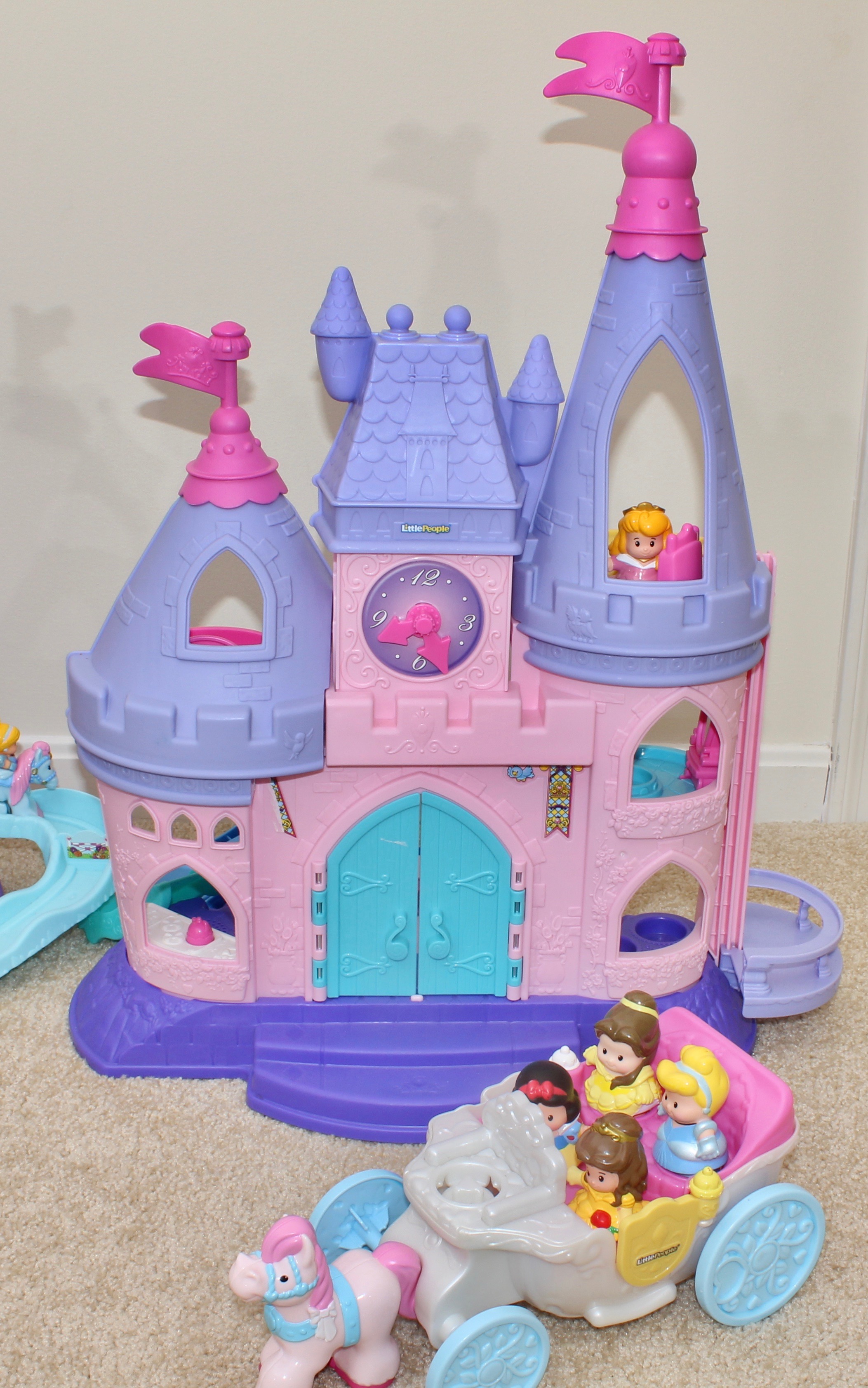 "Little People" Disney Princess Castle, Stable,  and Play Build Supermarket Set