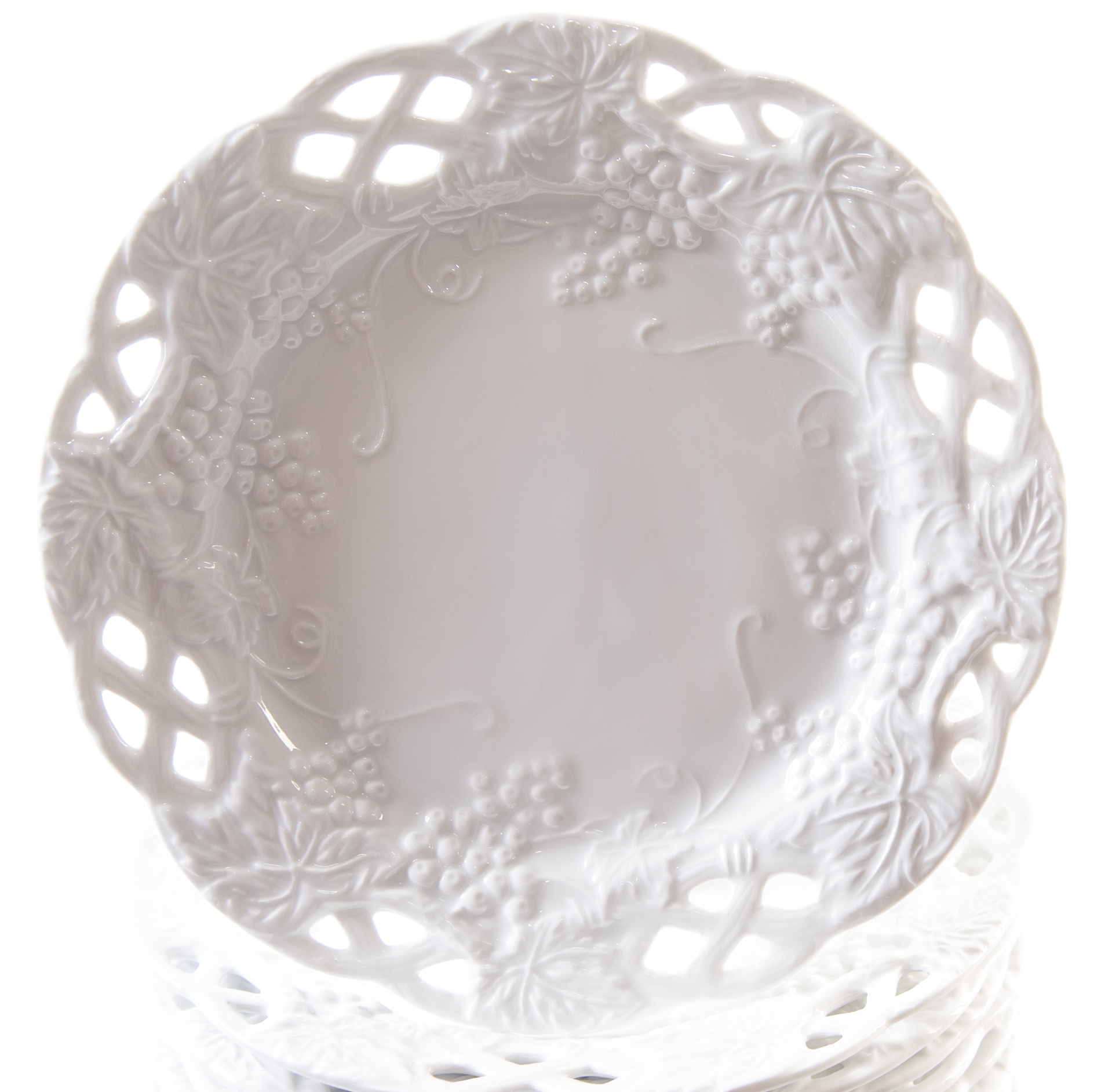 Basic Porcelana Salad Plates