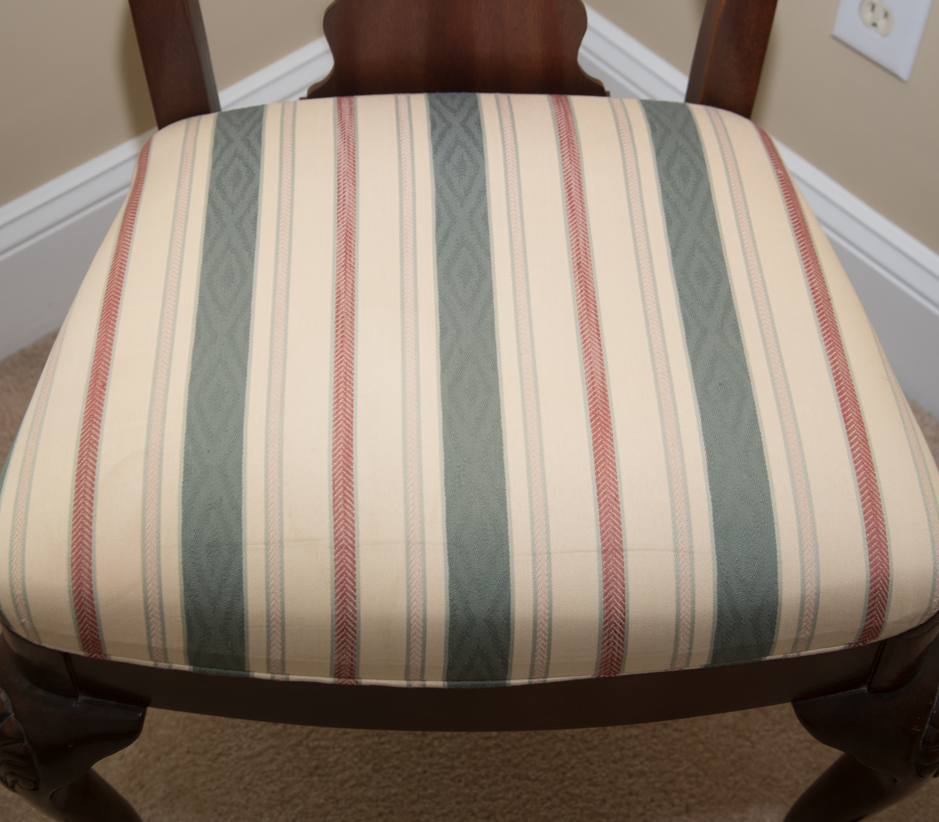 Queen Anne Side Chair by Thomasville