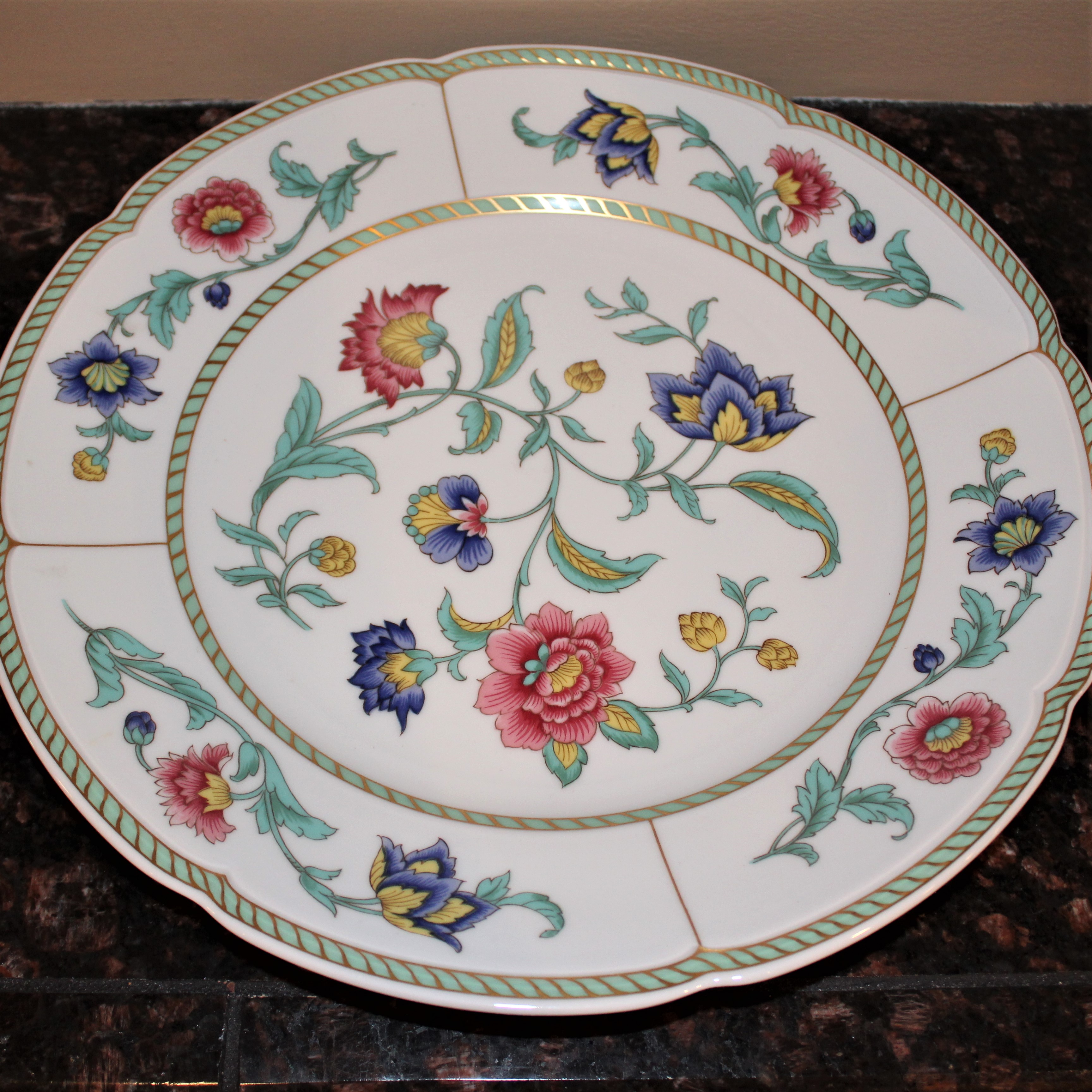 58 Piece Set Heinrich Germany "Indian Summer" China Serving Eight