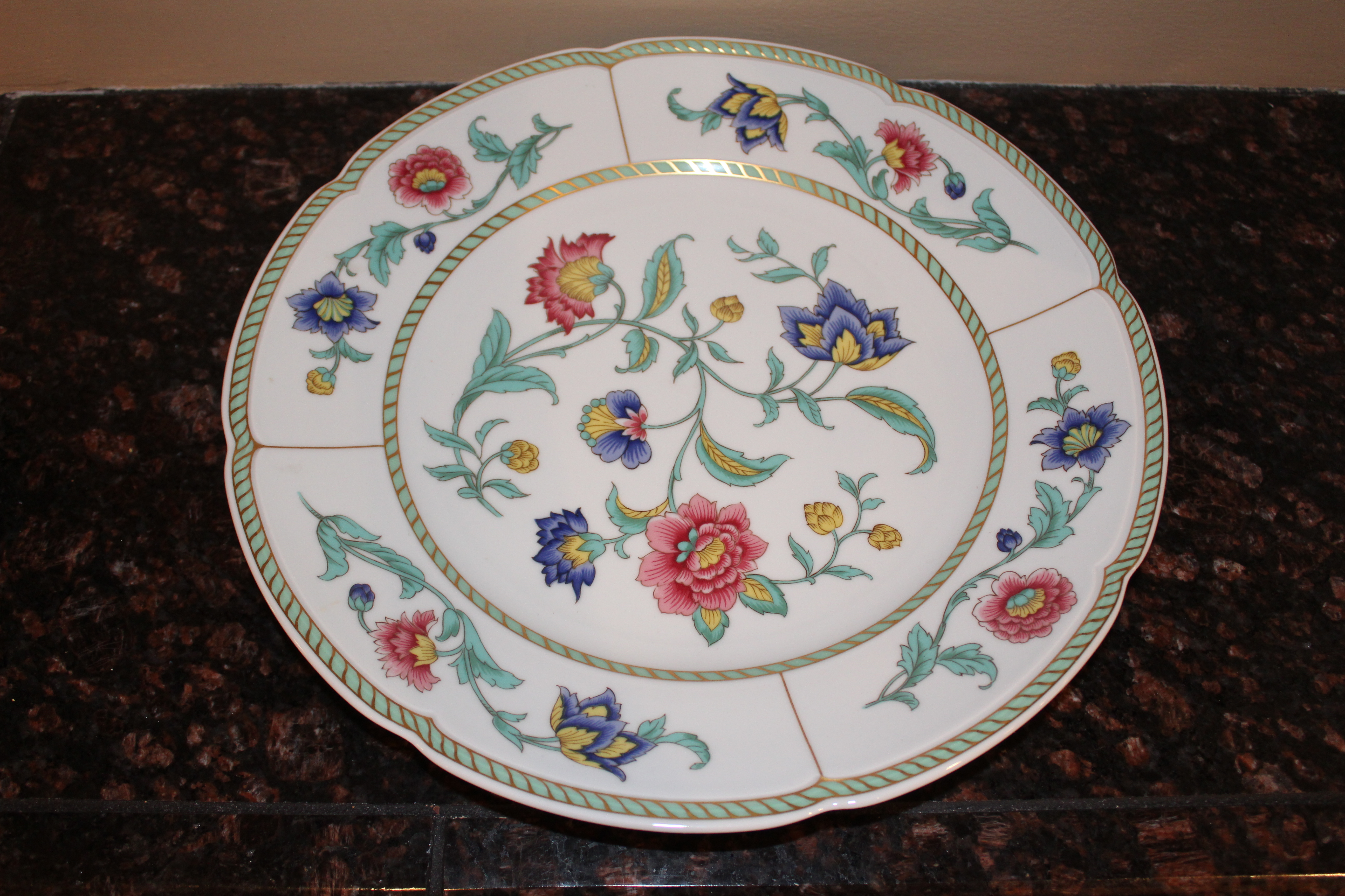 58 Piece Set Heinrich Germany "Indian Summer" China Serving Eight