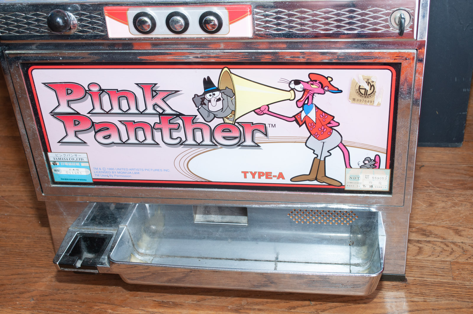 1995 Yamasa "Pink Panther" Slot Machine