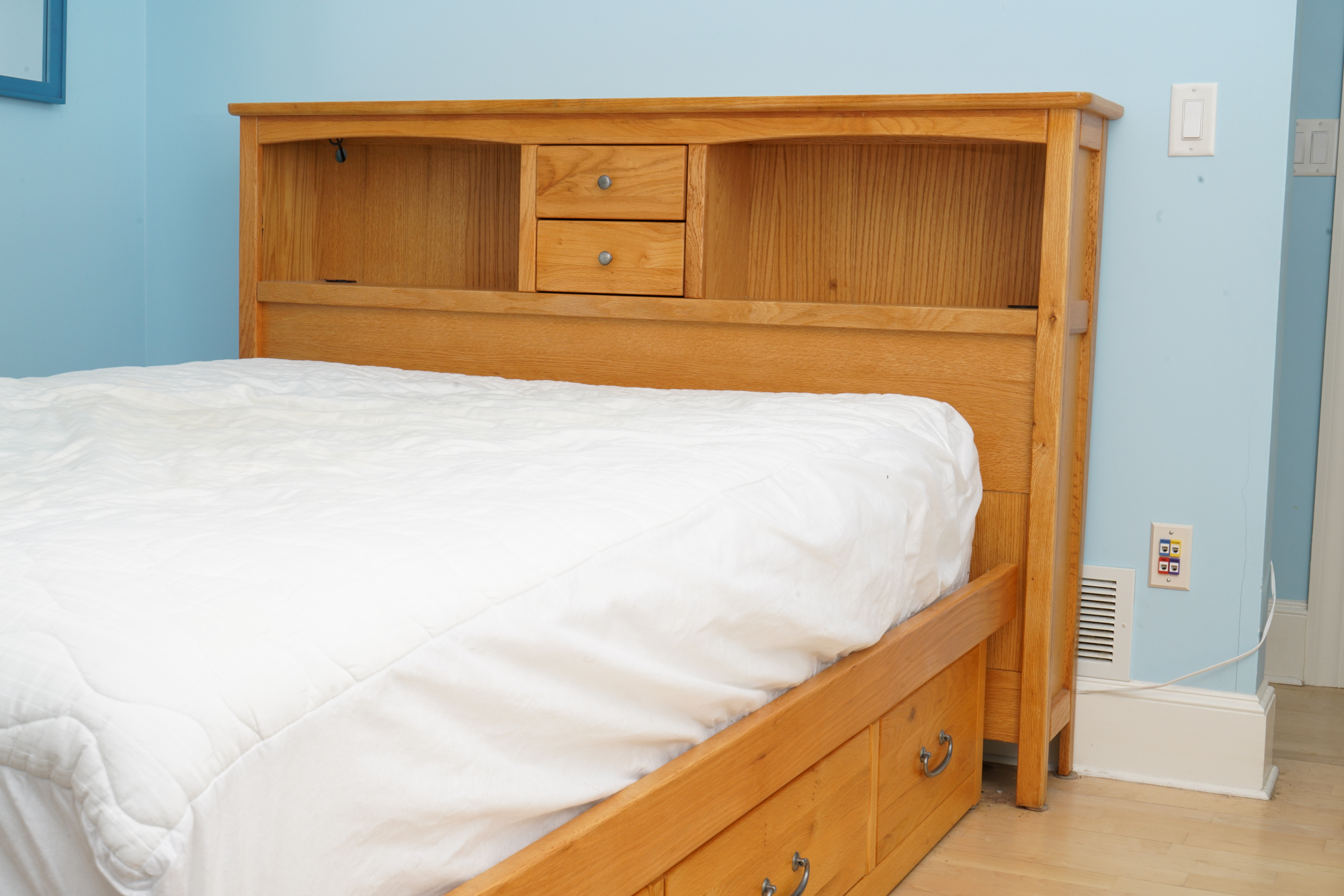 Full Size Platform Bed Frame with Drawers by Tradewins