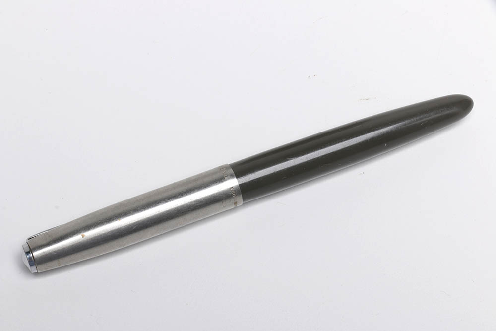 Gucci Accessory Collection Pochette and Card Case and Parker Fountain Pen