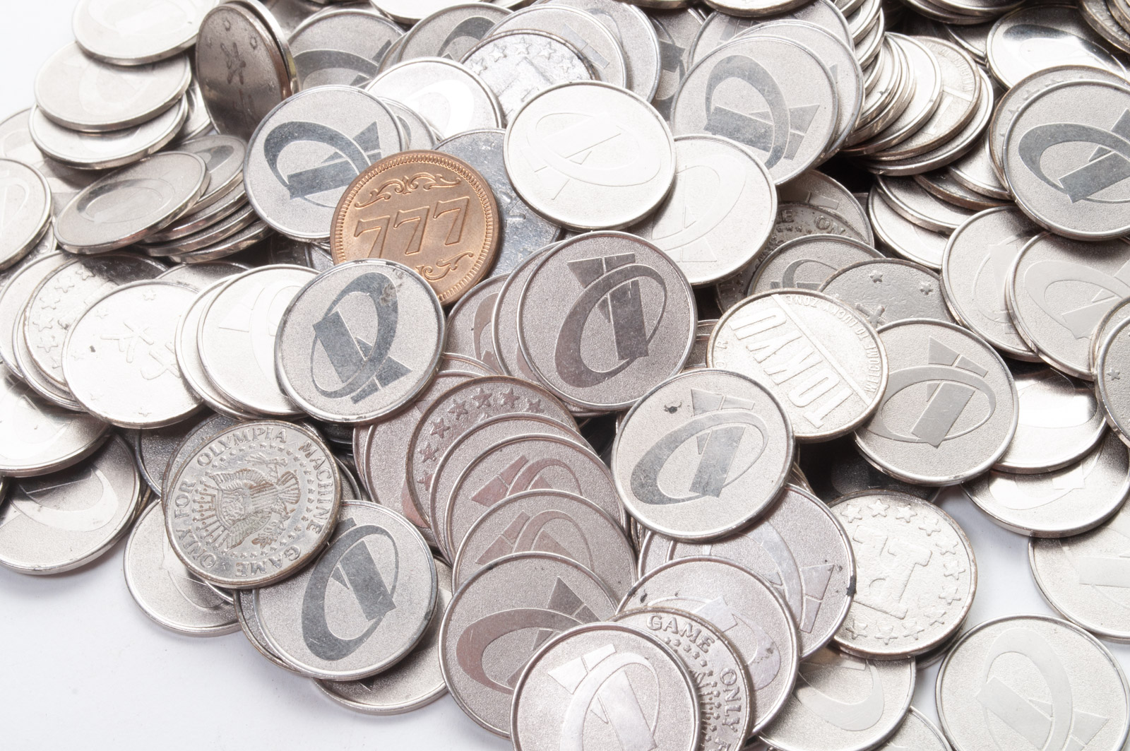 Pioneer "Paradise Angels" Slot Machine