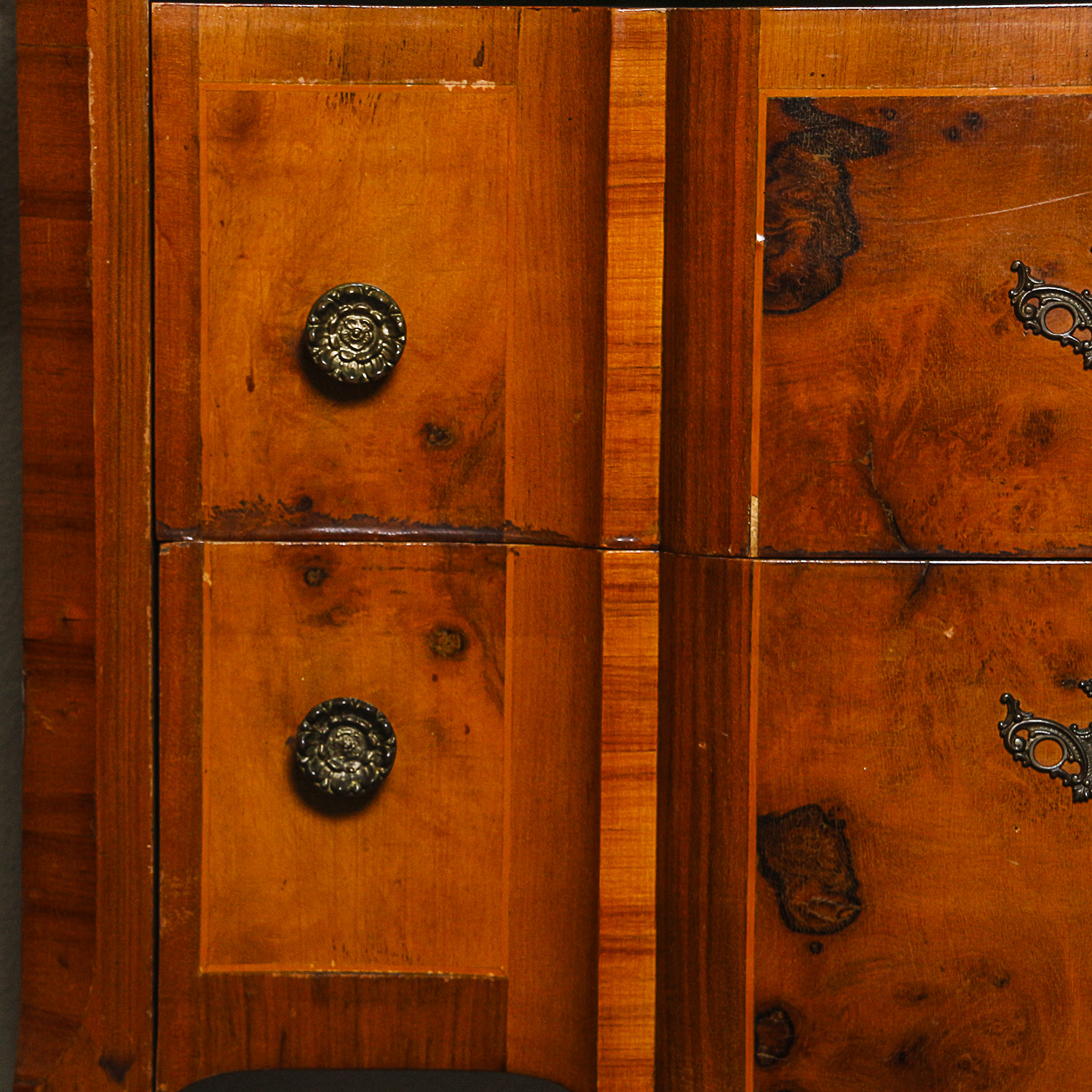 Transitional Louis XV / XVI Burl Wood Veneer Commode