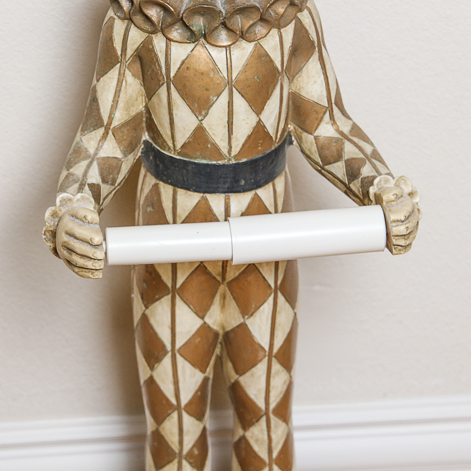 Harlequin Bathroom Tissue Roller Stand