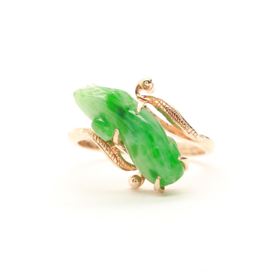 10K Yellow Gold Carved Jadeite  Ring