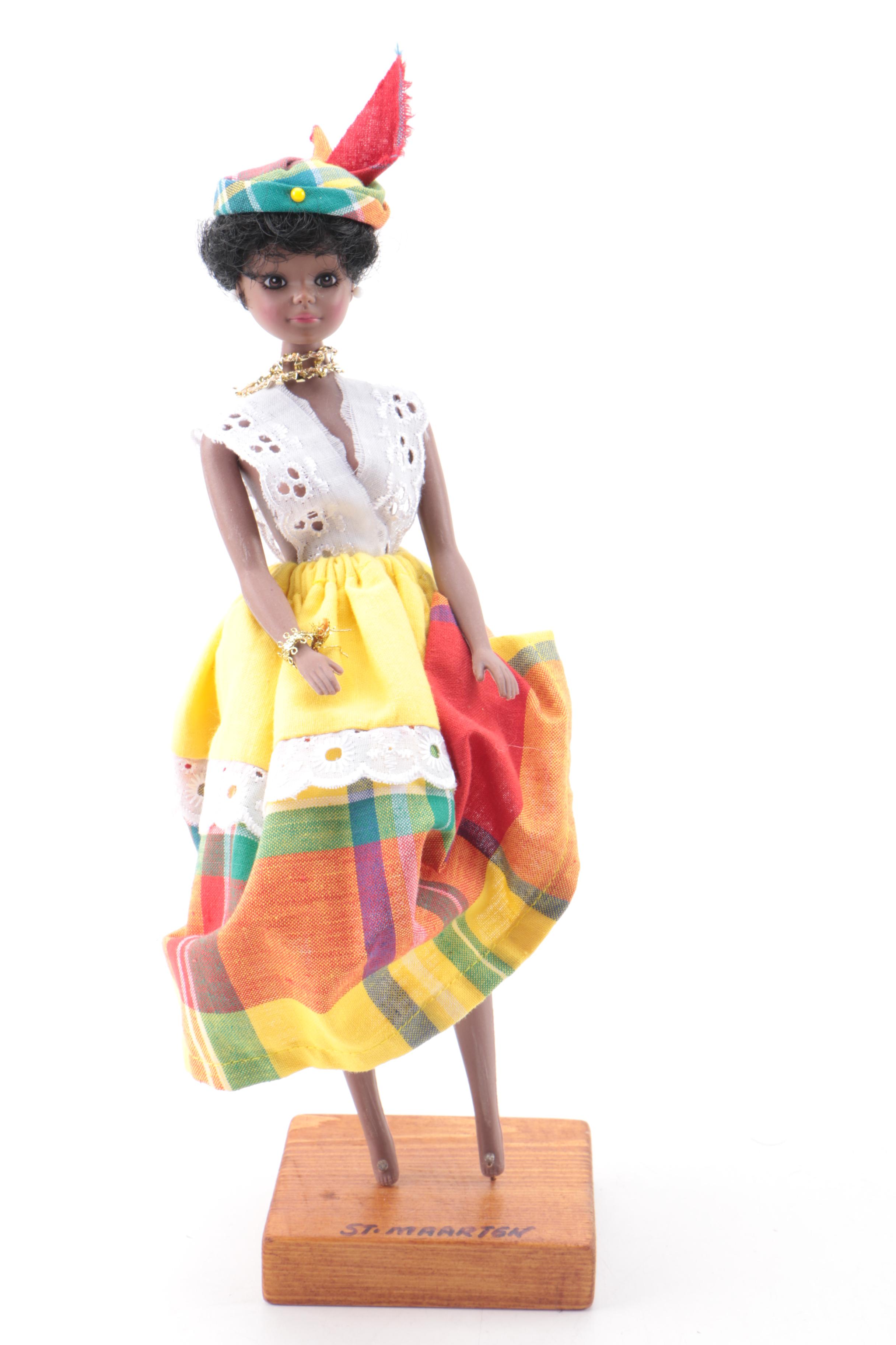 Vintage Dolls Including Souvenir Dolls