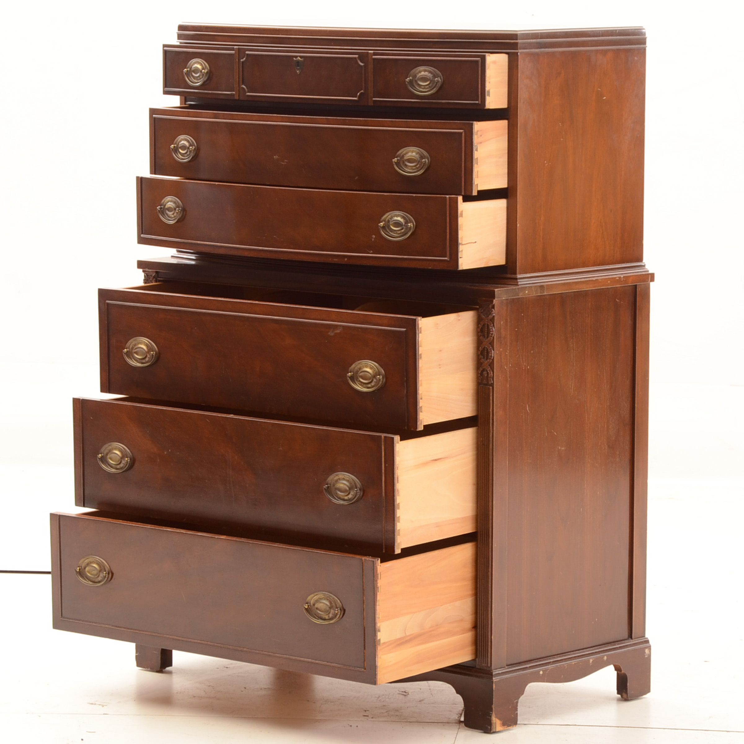 Vintage Mahogany Chest of Drawers