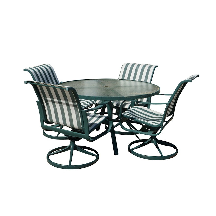 Green Metal Patio Table with Armchairs