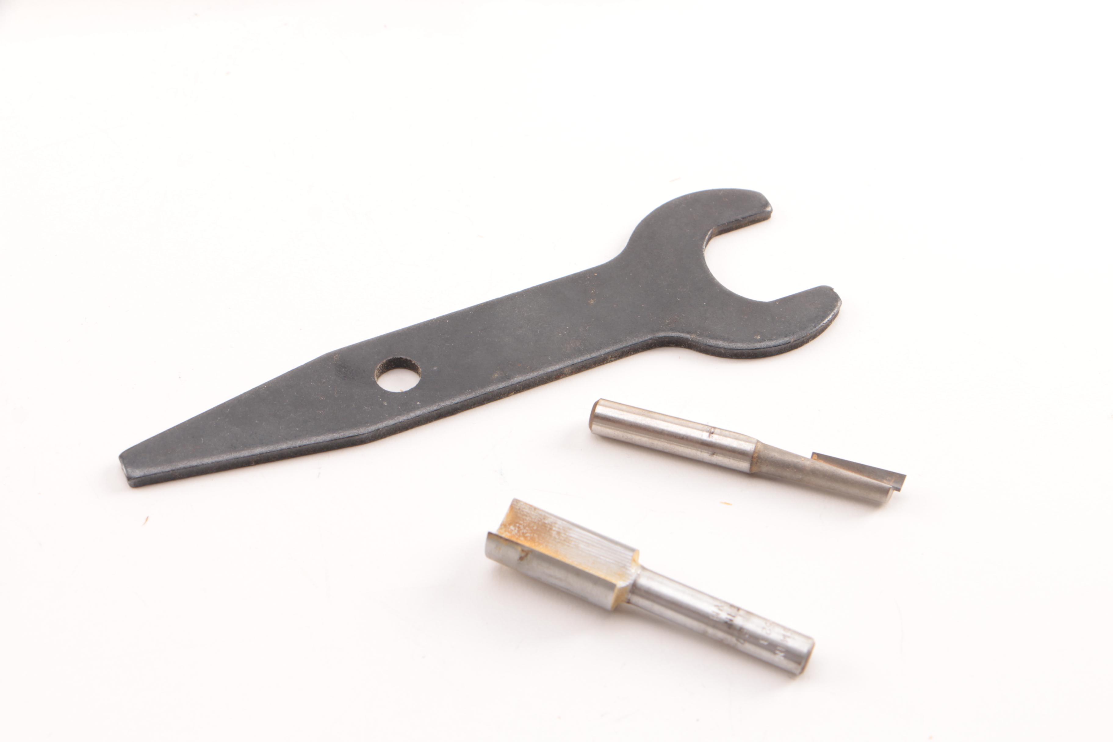 Vintage Craftsman Circular Saw, Dual Motion Sander, and Heavy Duty Power Router