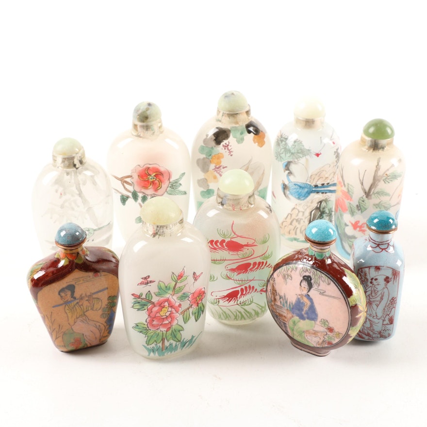 Chinese Snuff Bottles With Case
