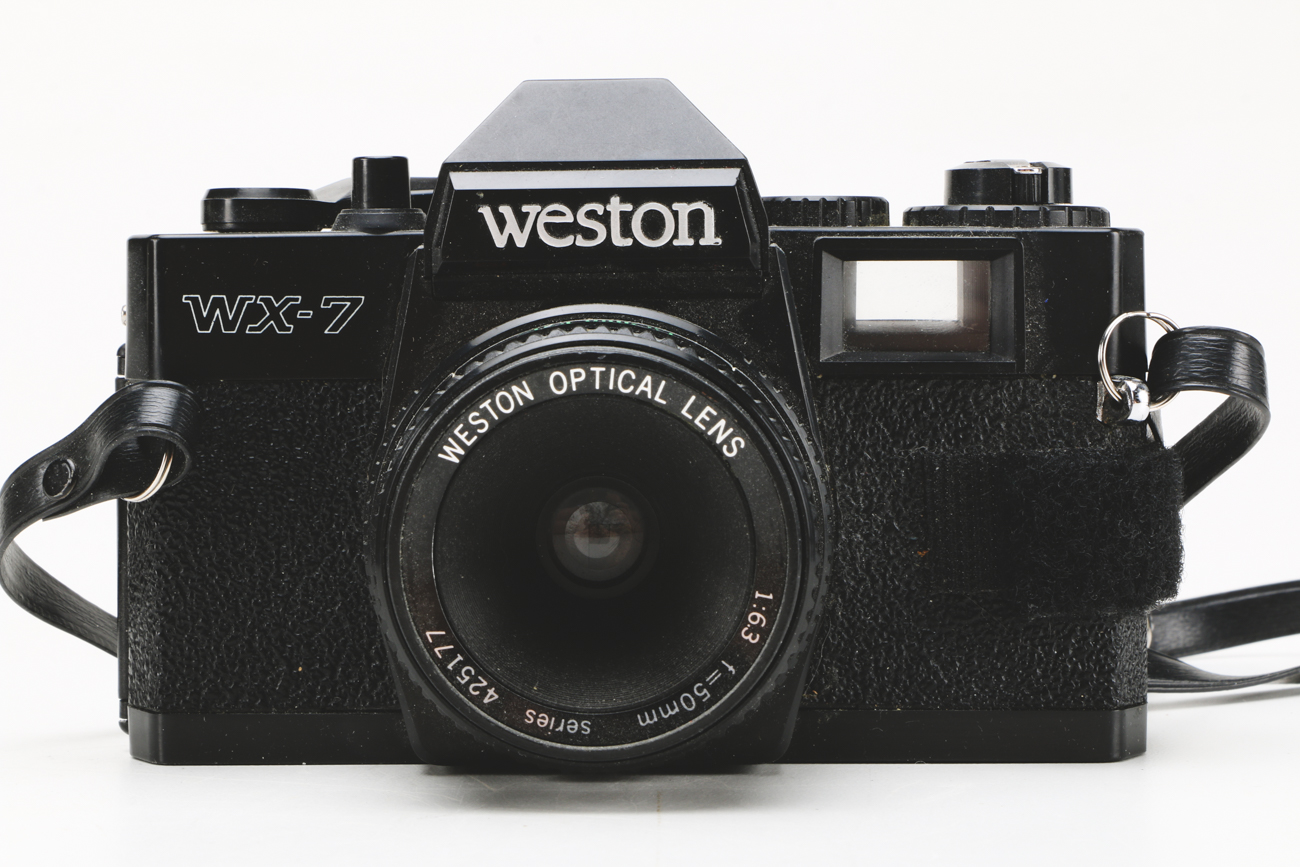 Weston WX-7 Camera with Case