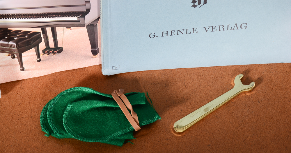 Kurzweil Mark 150 Digital Baby Grand Piano